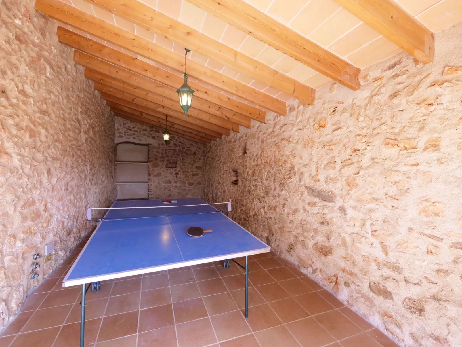 In S'horta mit Großem Pool - Buiten