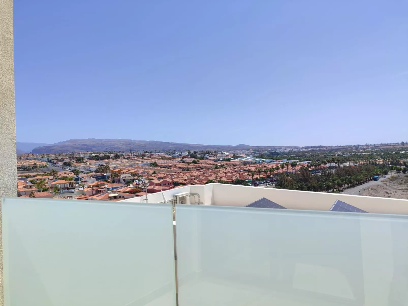 Luxuriöse Villa mit privatem Pool und Bergblick - Image-tags.info