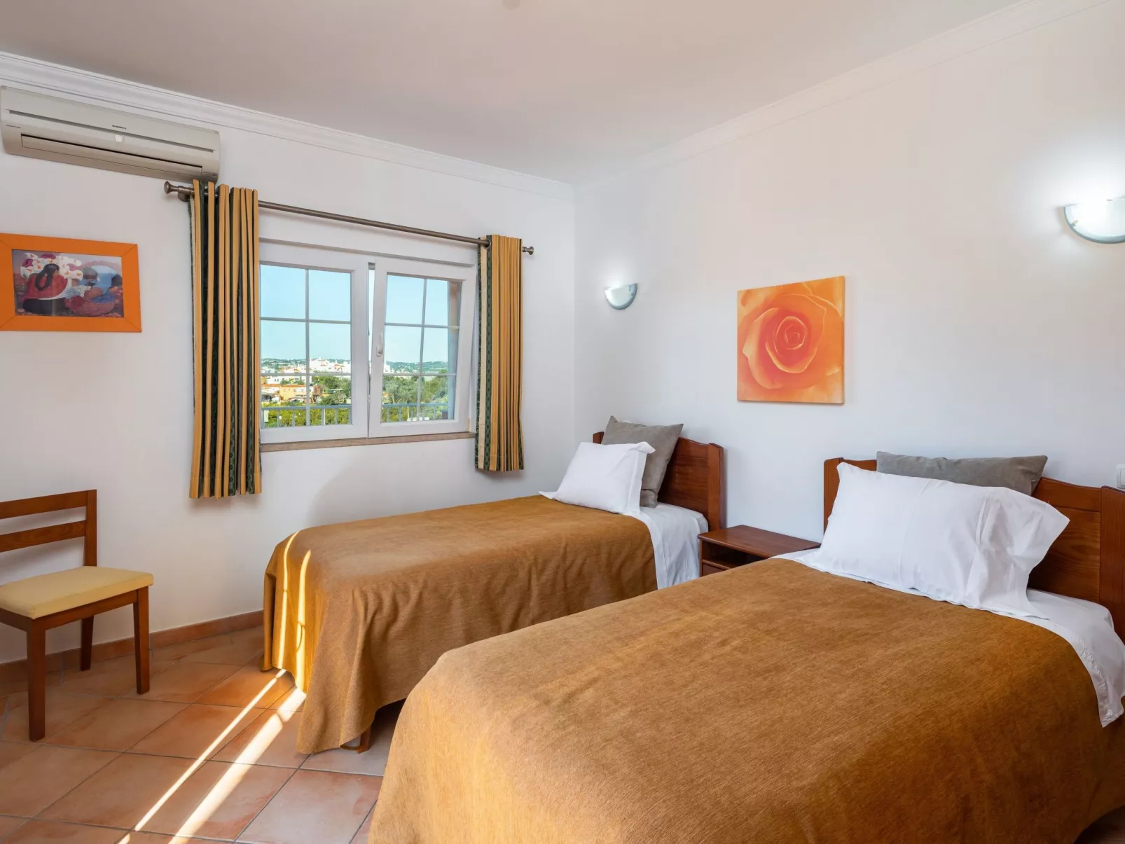 8 Schlafzimmer Villa, Pool, BBq, Strand - Image-tags.info