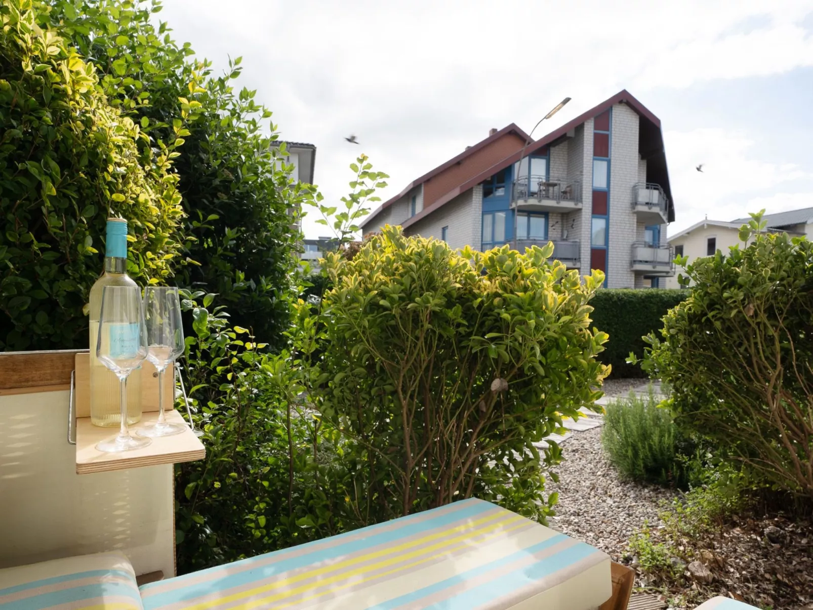 Captains Quarters 5 - strandnah, maritimer Charme - Image-tags.info