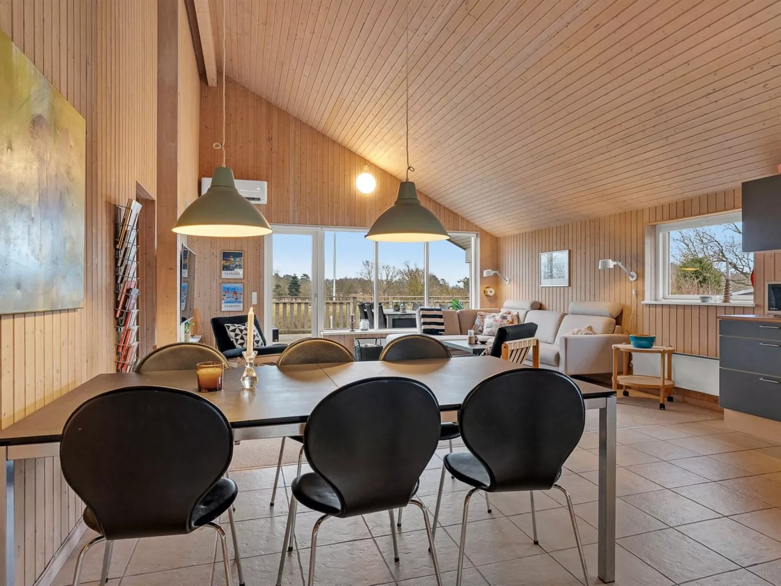 "Filisha" - 200m from the sea - Binnen