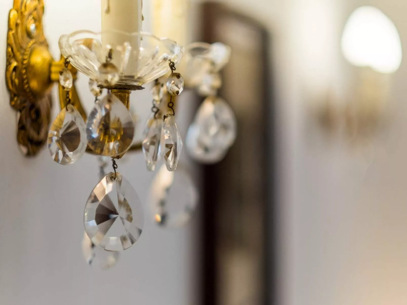 "Mela" mit Blick auf das Wasser - Image-tags.info