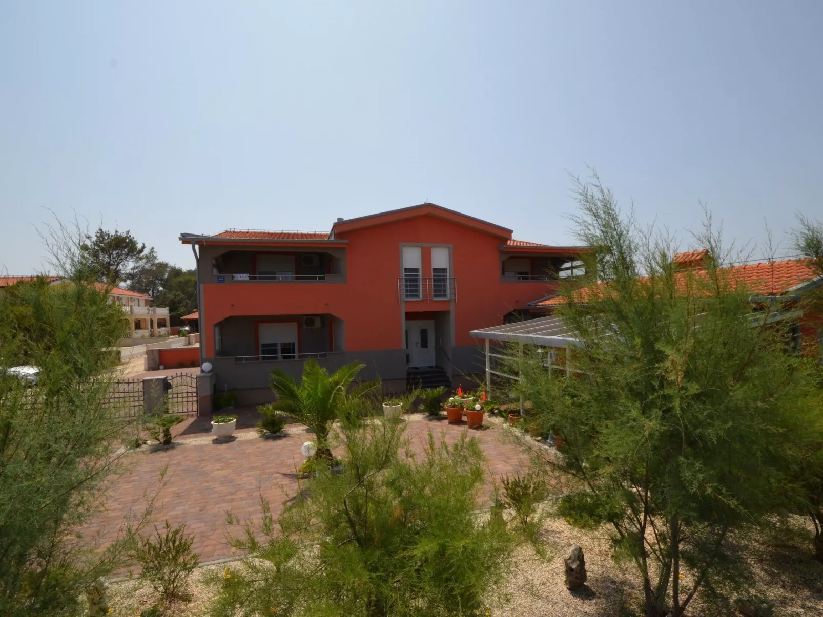 Apartment Komljen 4 - Image-tags.info