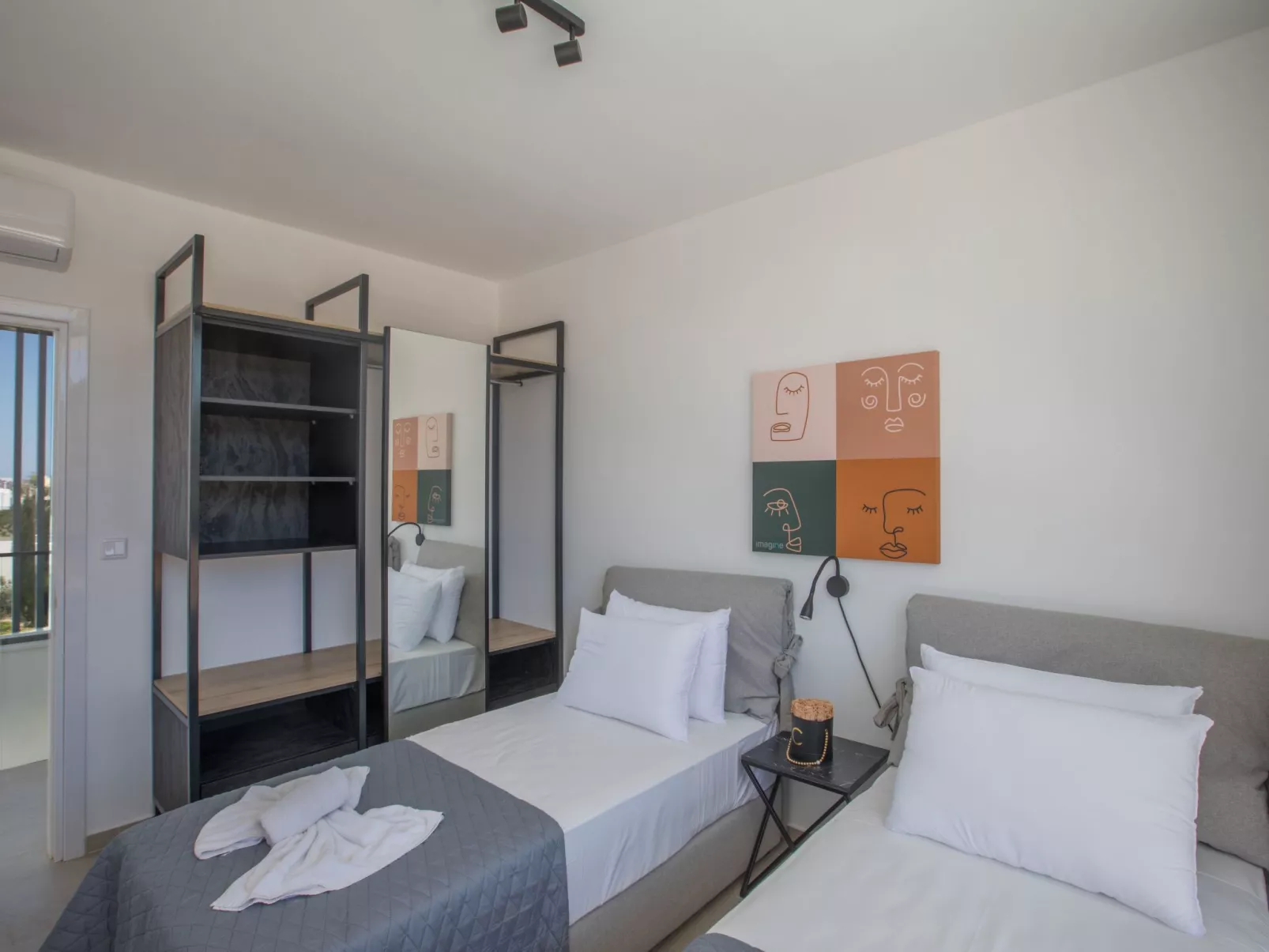 Mit Privatpool für 11 Personen ca. 220 m&sup2; in Protaras, Südküste von Zypern - Image-tags.info