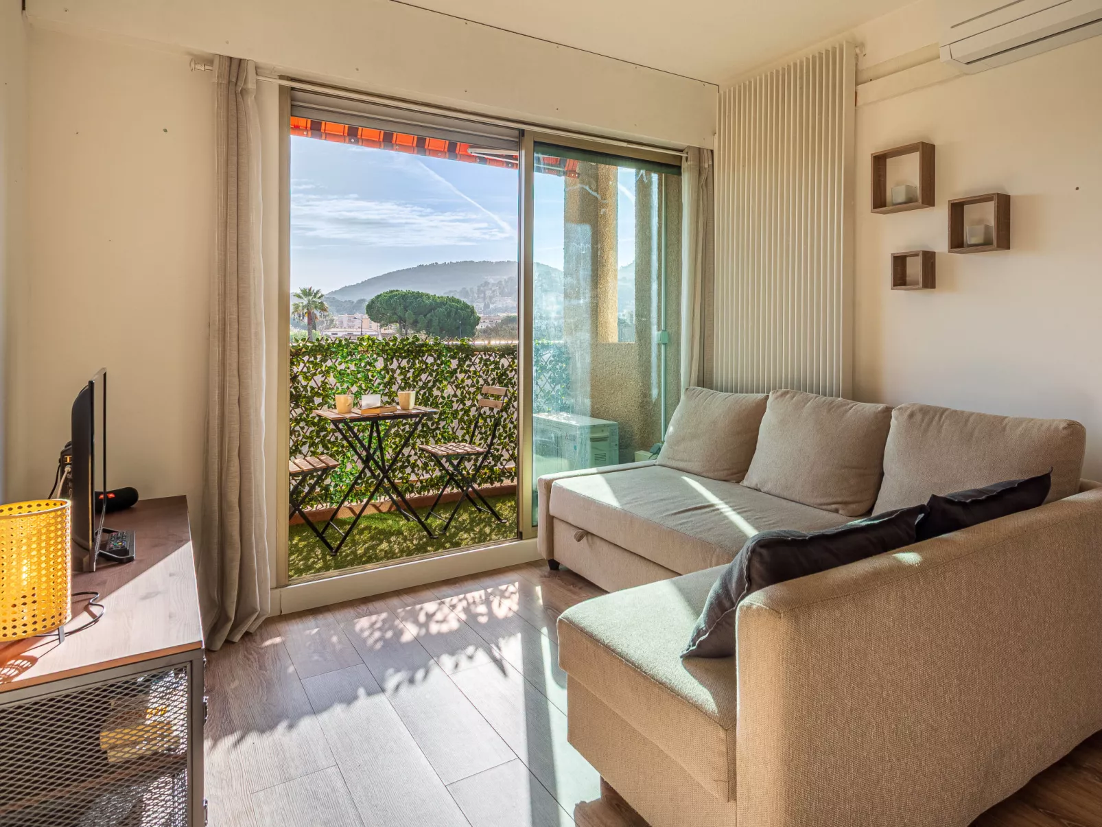 Les Jardins du Luxembourg - Binnen