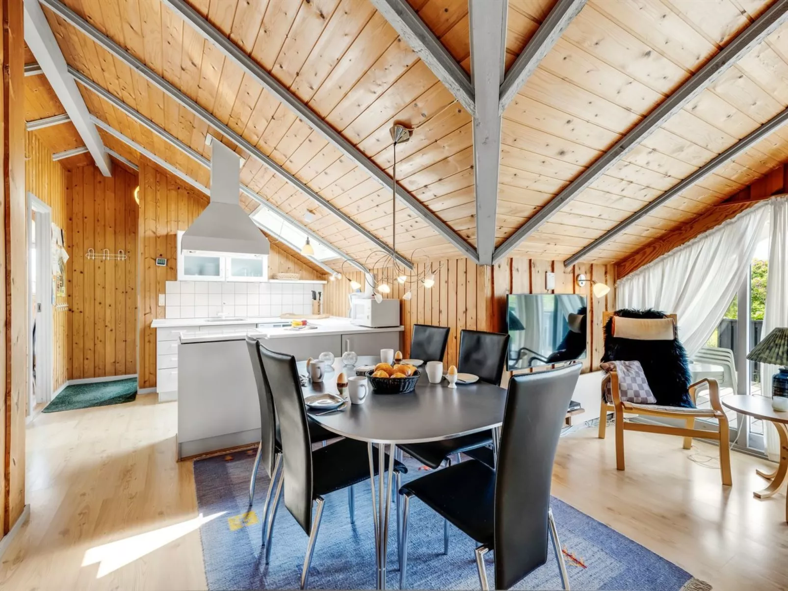 "Kadife" - 100m from the sea - Binnen