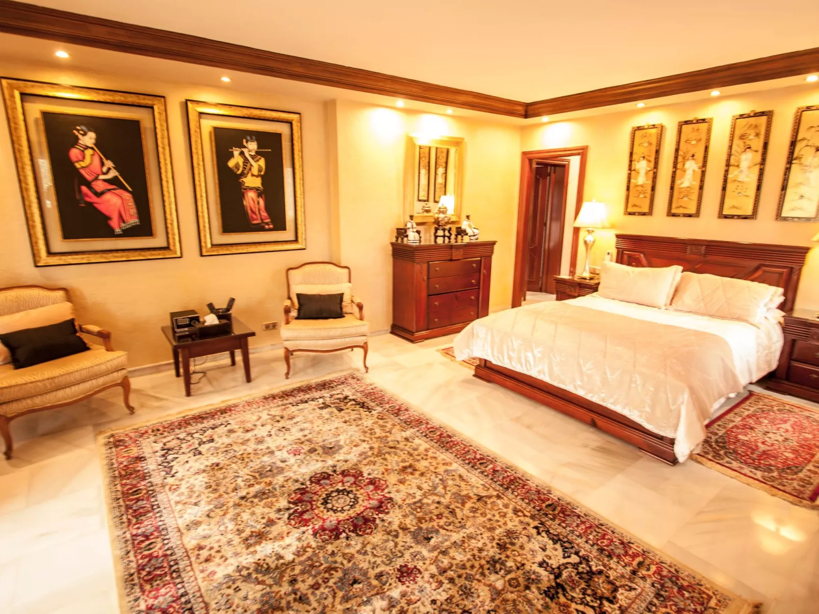 In der Nähe des Strandes, beheiztes Schwimmbad, Spielraum, Spielzimmer, etc - Binnen