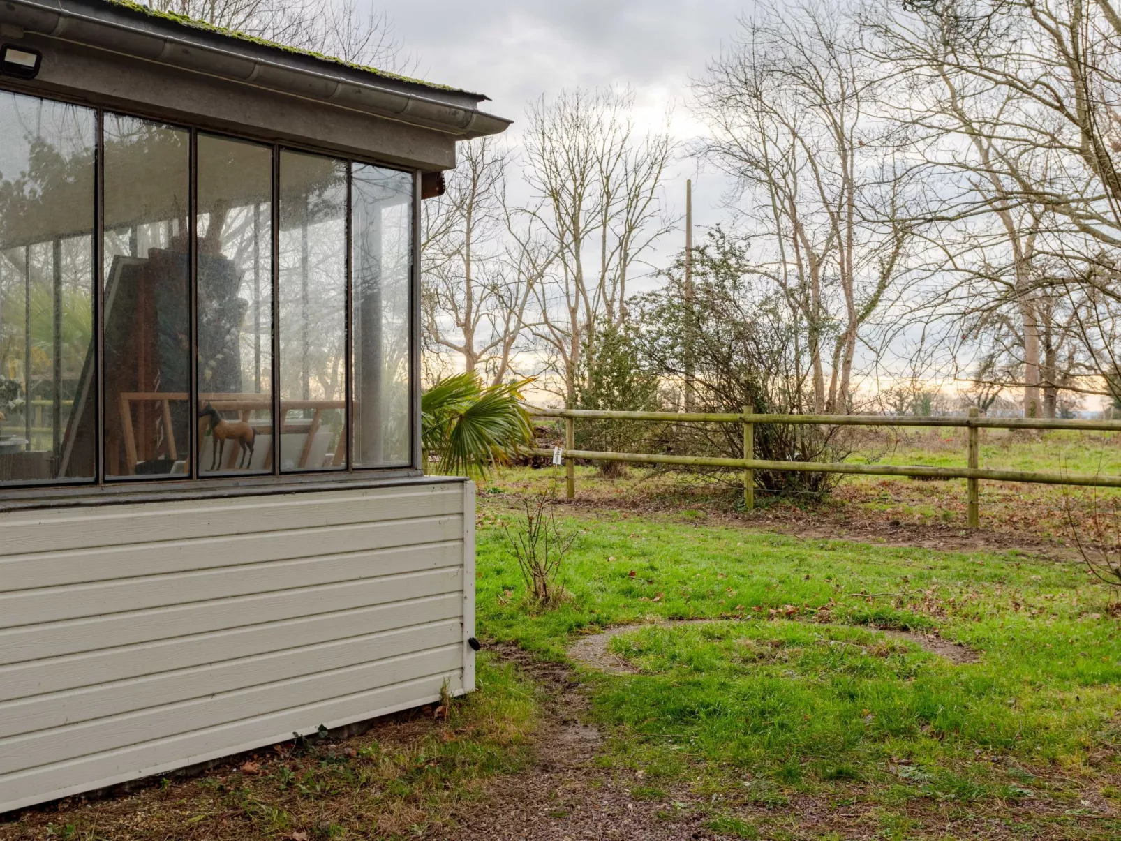 La maison du cavalier bleu - Buiten