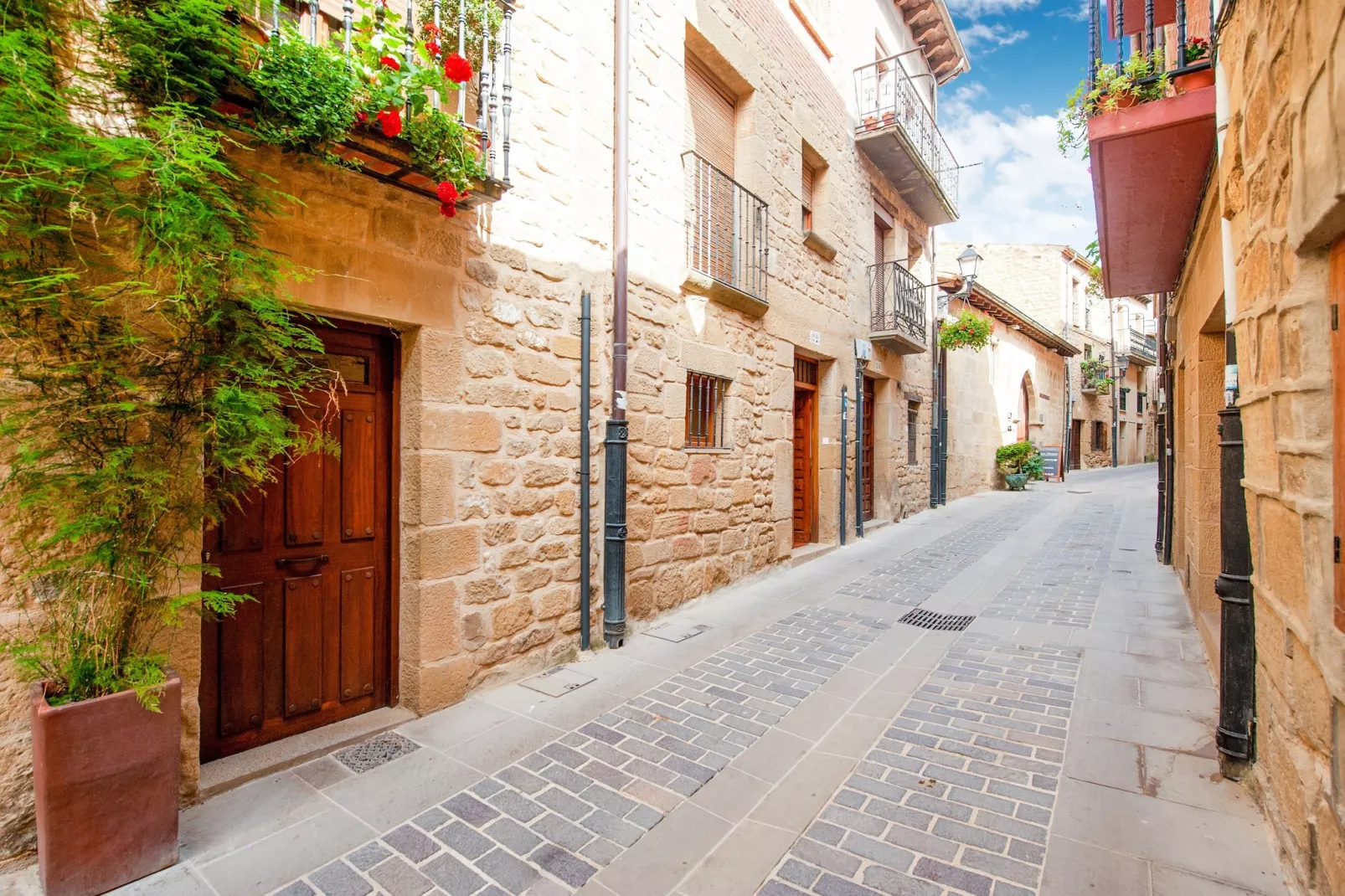 Casa Laguardia-Buitenkant zomer