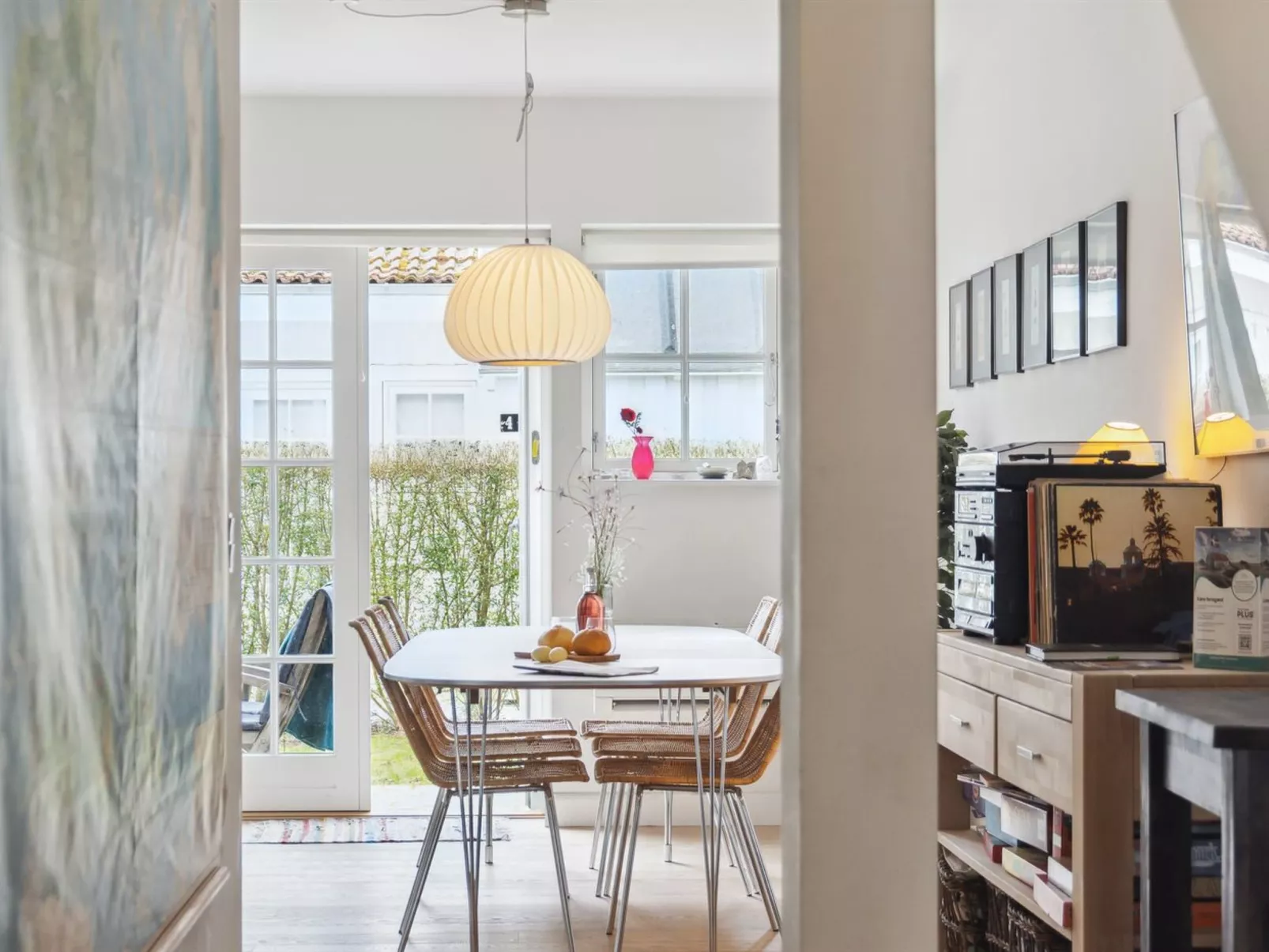 "Galia" - 2km from the sea - Binnen