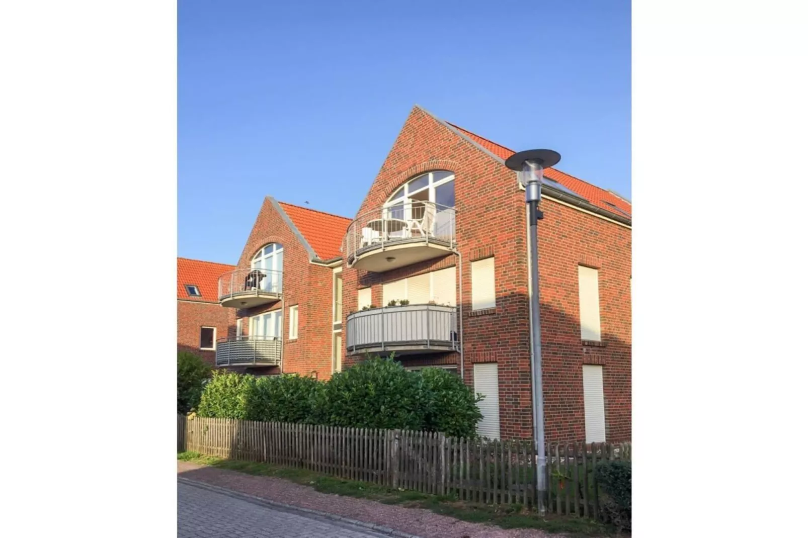 279394 - Buitenkant zomer