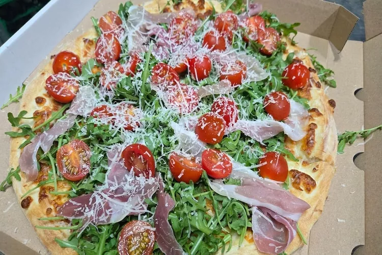 Apartament wakacyjny w Kiedrowicach dla max 6 osób-Parkfaciliteiten