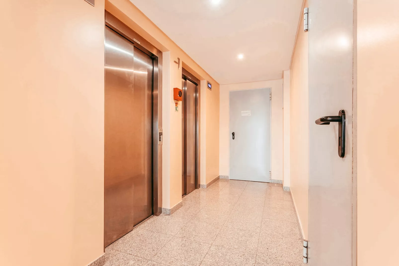 Modern & Elegant 2 bedroom in Amadora by GT House-Buitenlucht