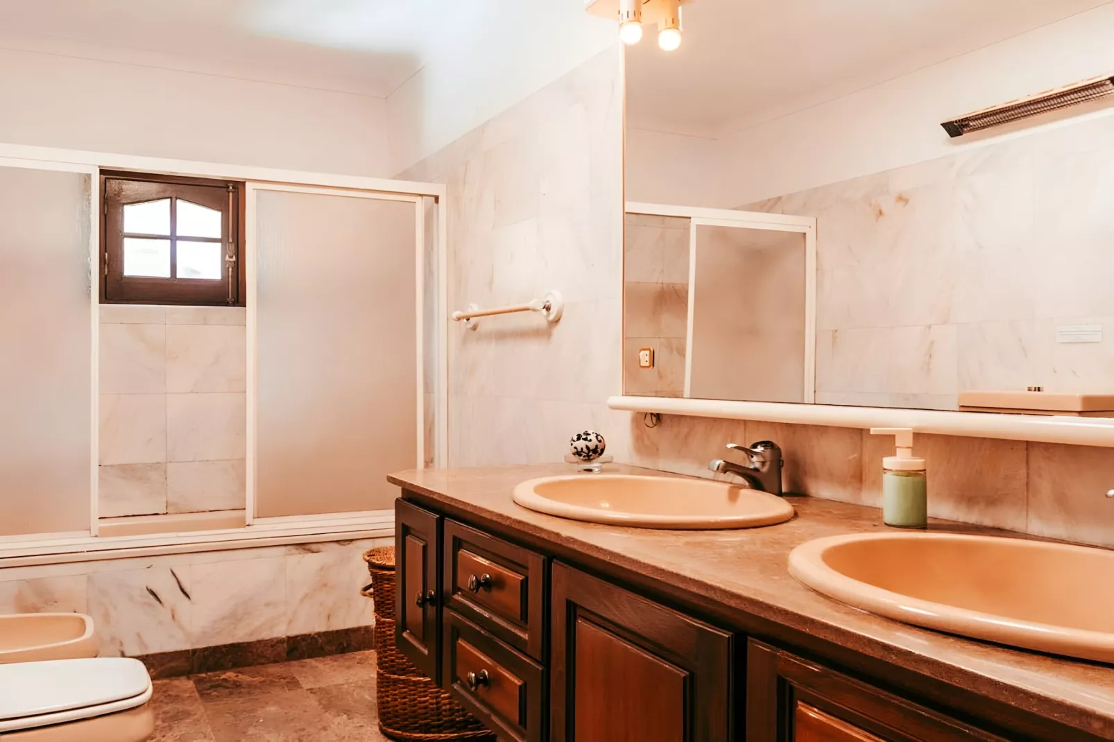 Oliveira's Houses By Gthouse-Badkamer