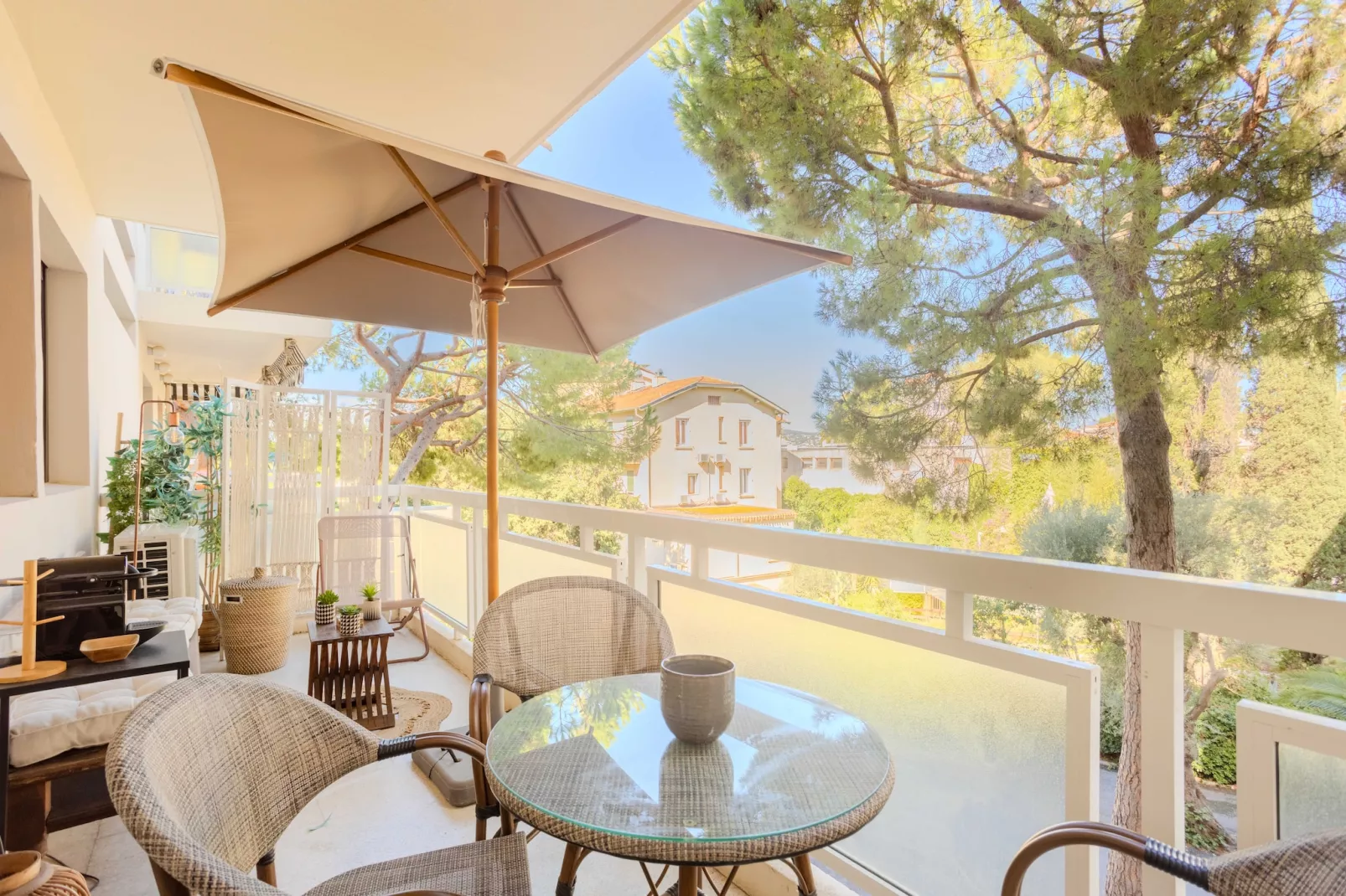 MB-2-PINS-M-Niet-getagd