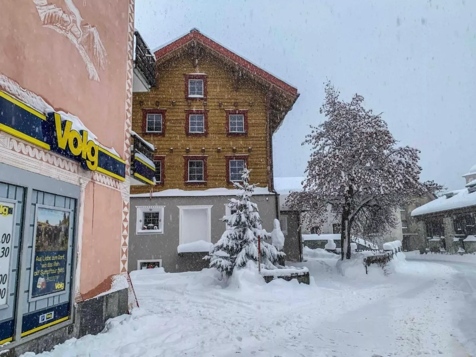 Mit Panoramablick in die Bergwelt - Image-tags.info