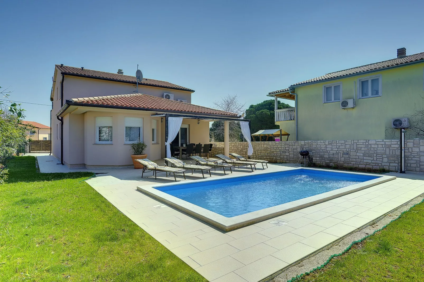 Villa Rudy-Tuinen zomer