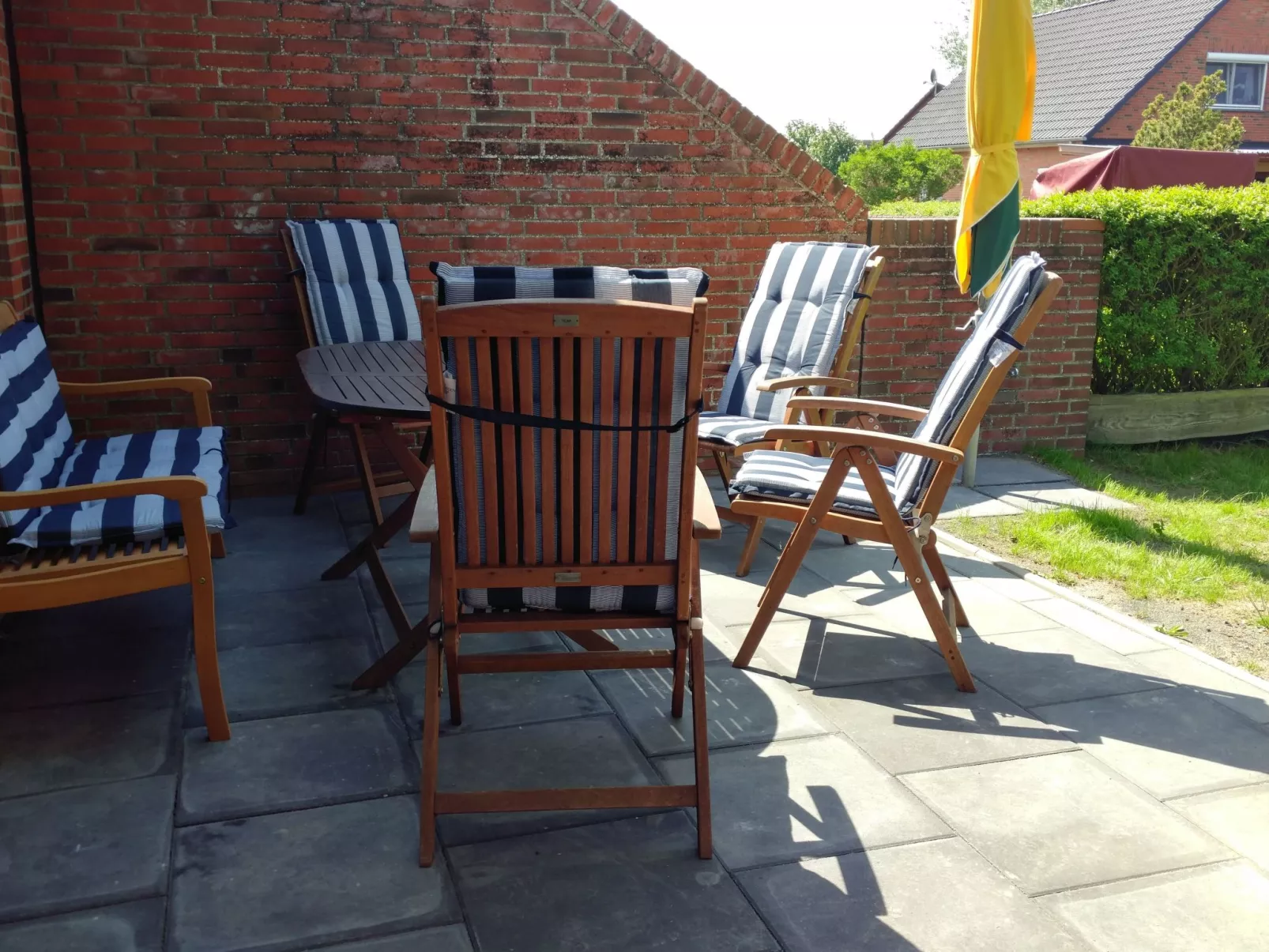 Mit Garten, Grill und Terrasse - Image-tags.info