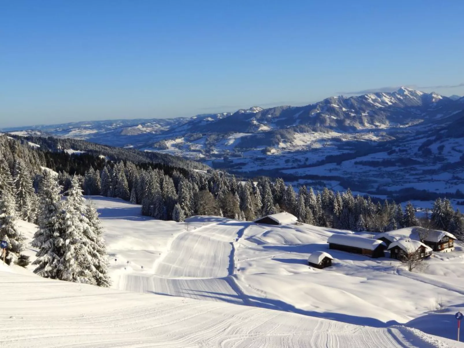 Neue Ferienwohnung in Schwarzenberg mit Garten und Grill - Image-tags.info