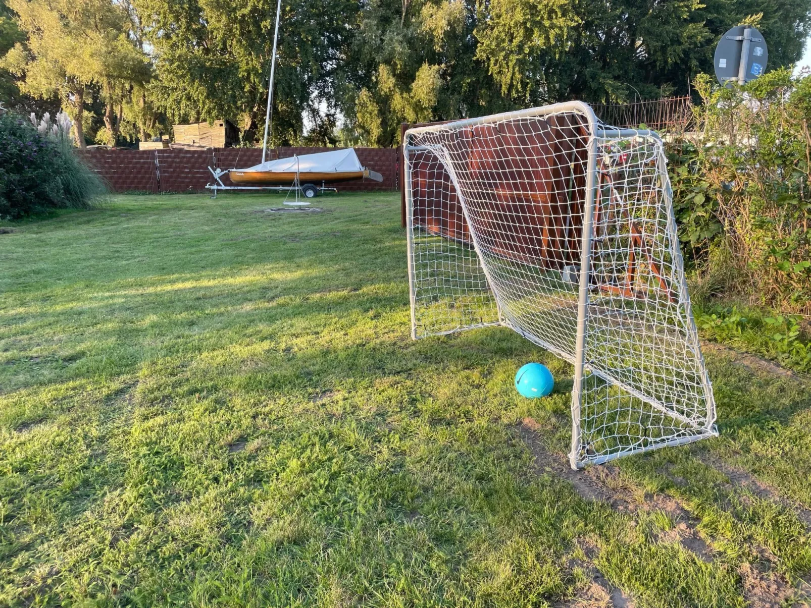 Boddenferienhaus - 13 Treibholz - Image-tags.info