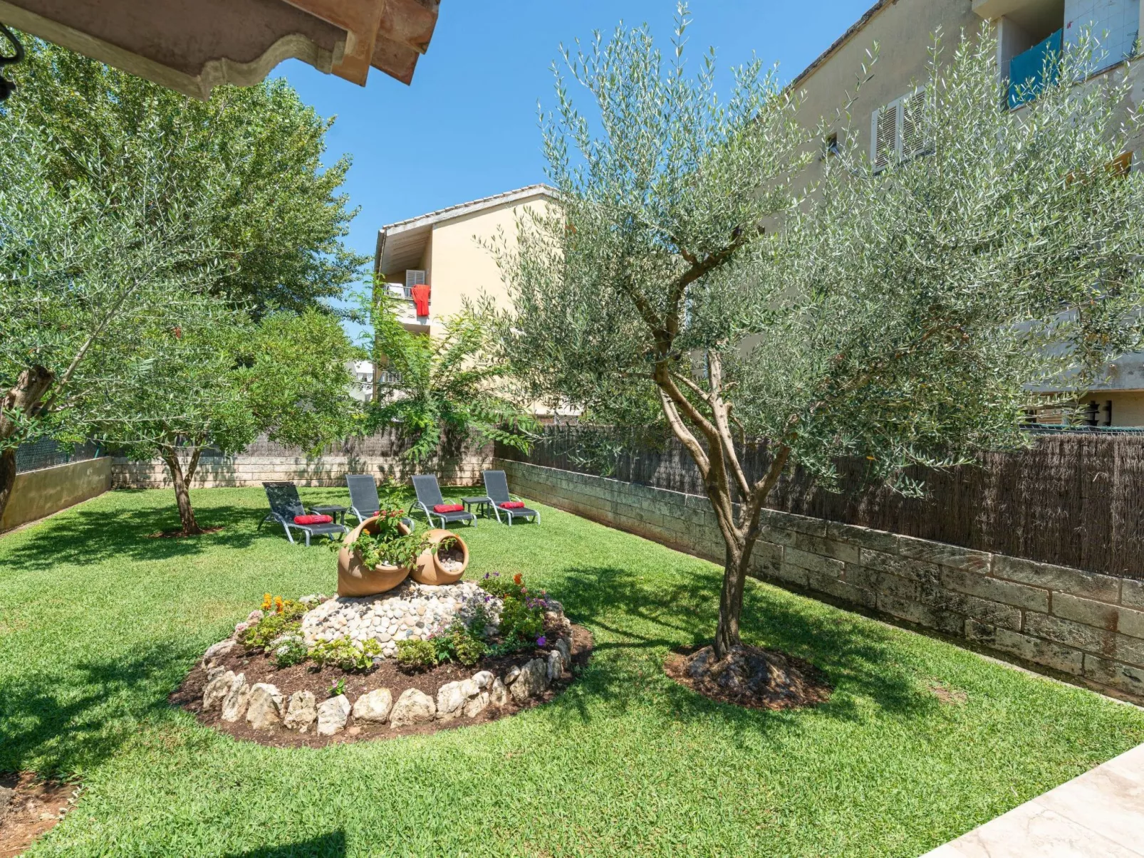 Stilvolle Villa mit Terrasse und Nähe zum Strand - Image-tags.info