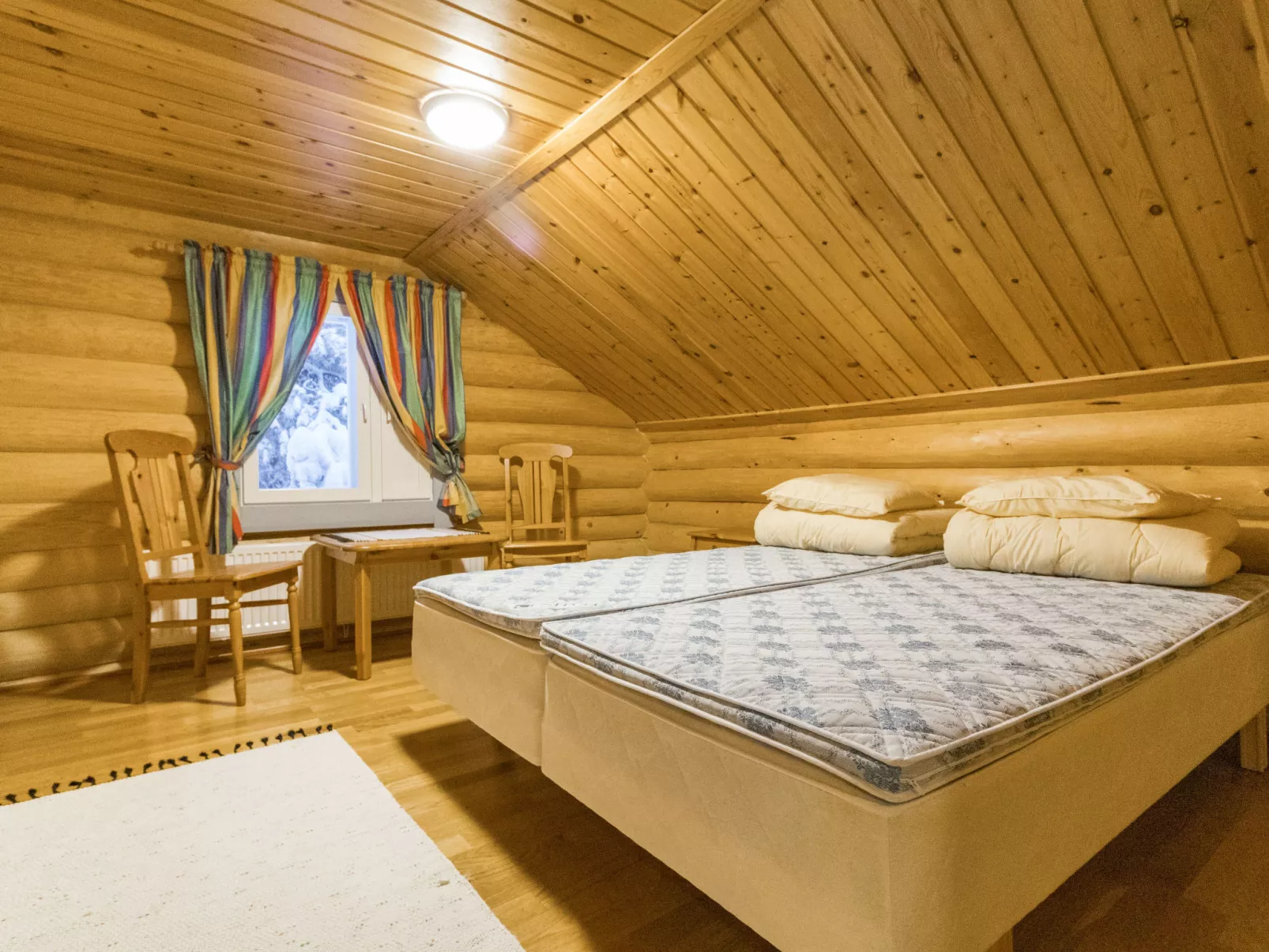 Salvostie 13, hetta - Binnen