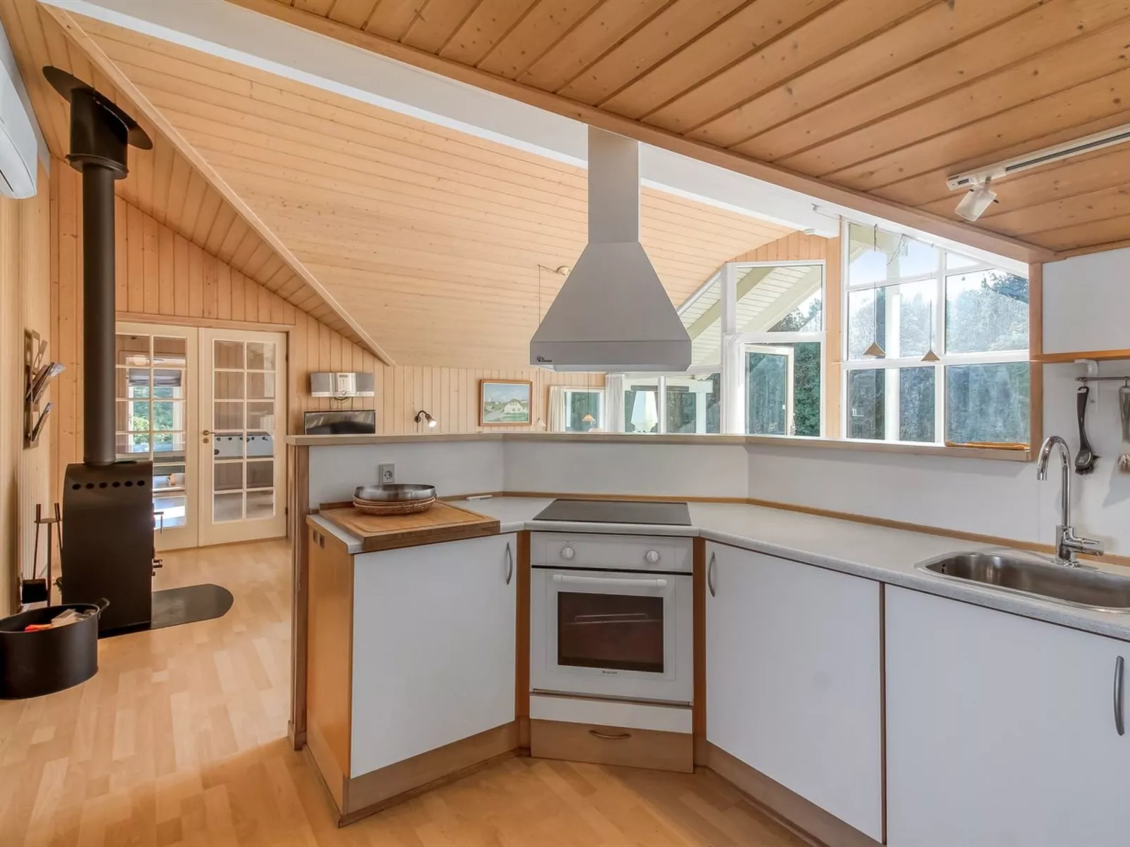 "Tonje" - 600m from the sea-Binnen