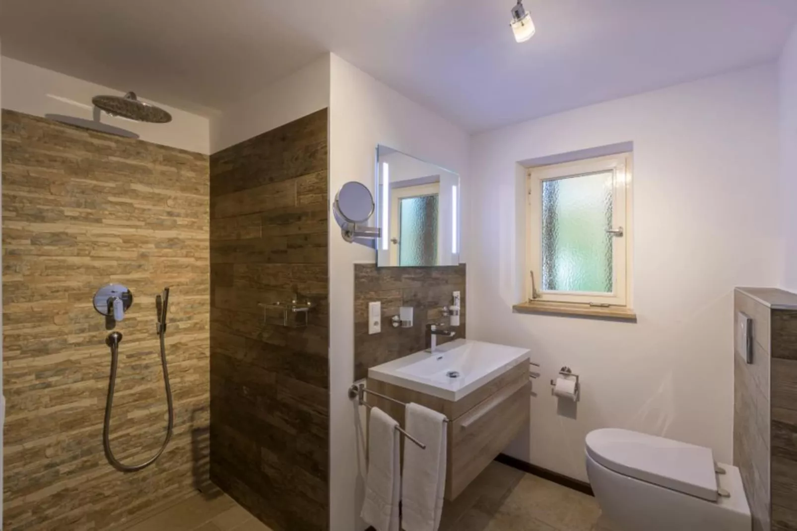 Ferienhaus Badersee - alle Einheiten zusammen - Badkamer