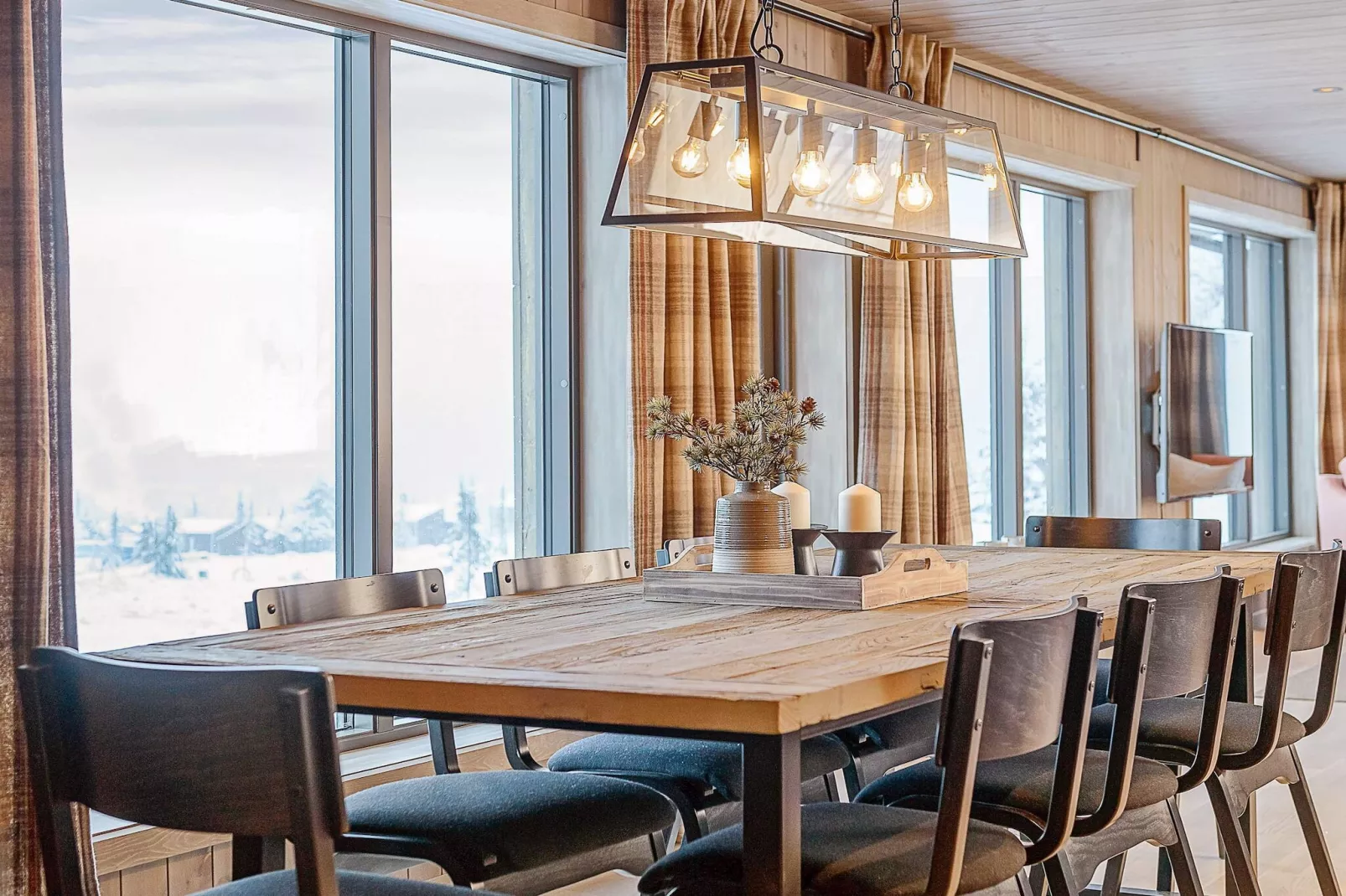 Stijlvolle Cabin Retreat in Varden-By Traum-Binnen