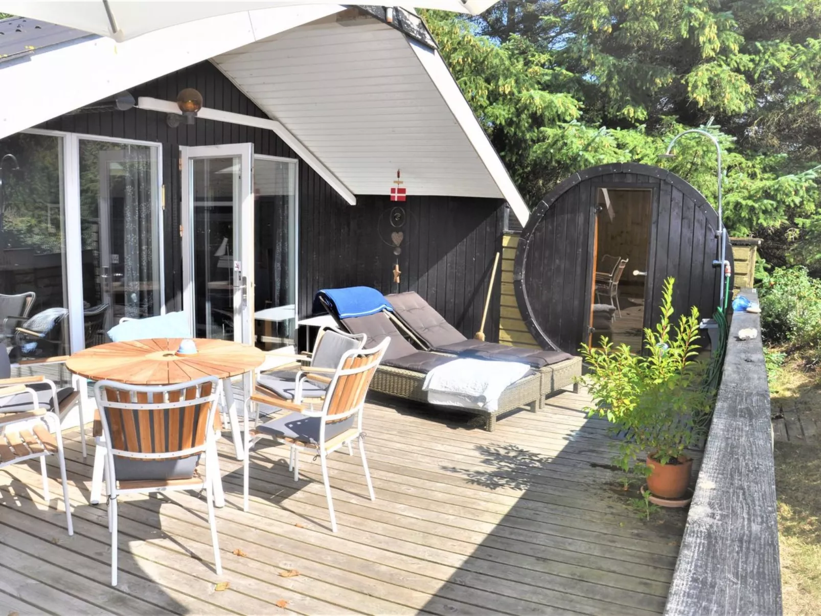 "Estelle" - 575m to the fjord - Buiten