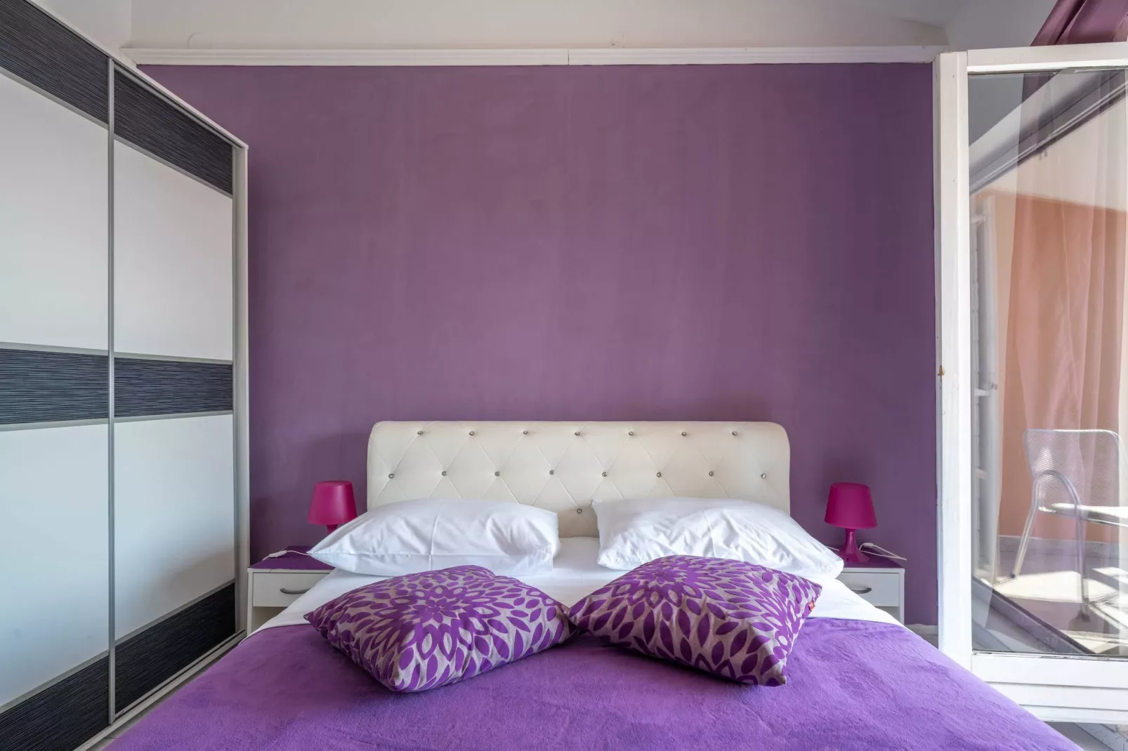 LaidBack Apartments - One Bedroom Apartment with Balcony and Sea View (Lavander) - Slaapkamer