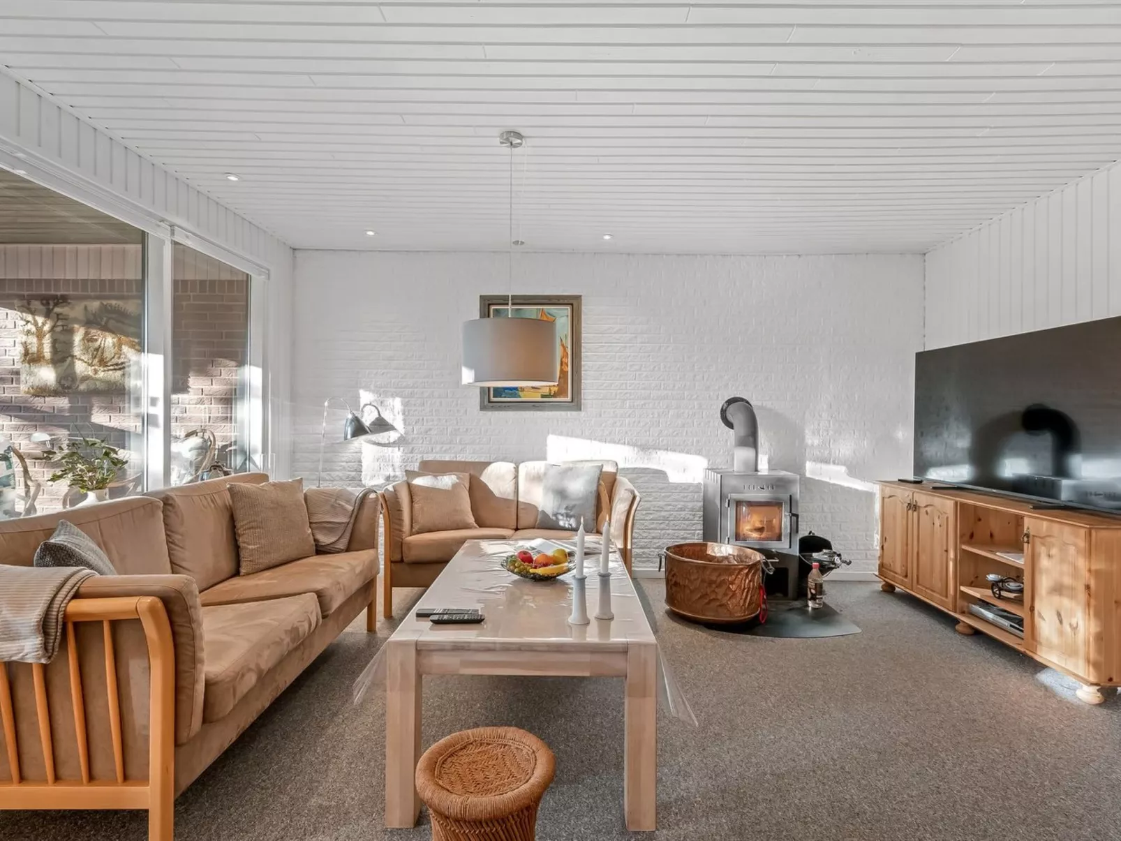 "Åsemarie" - 500m to the fjord-Binnen