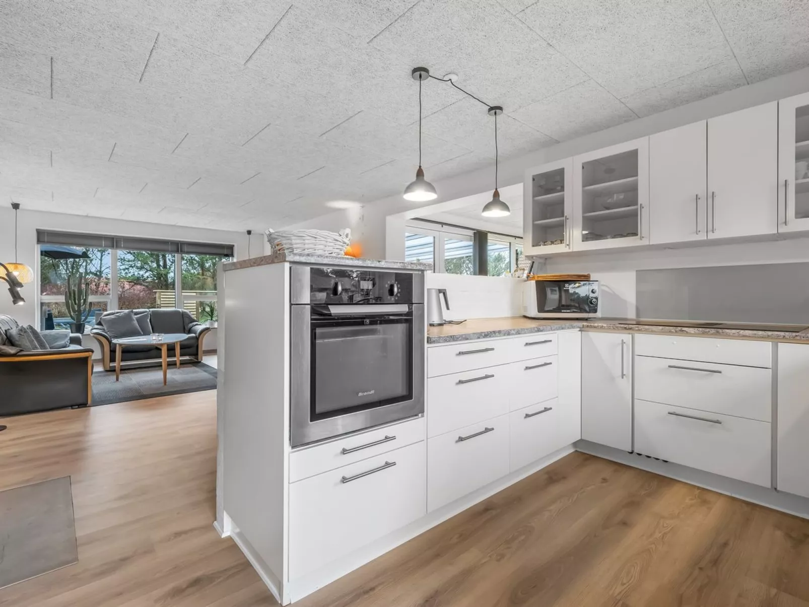 "Nele" - 1.4km from the sea-Binnen