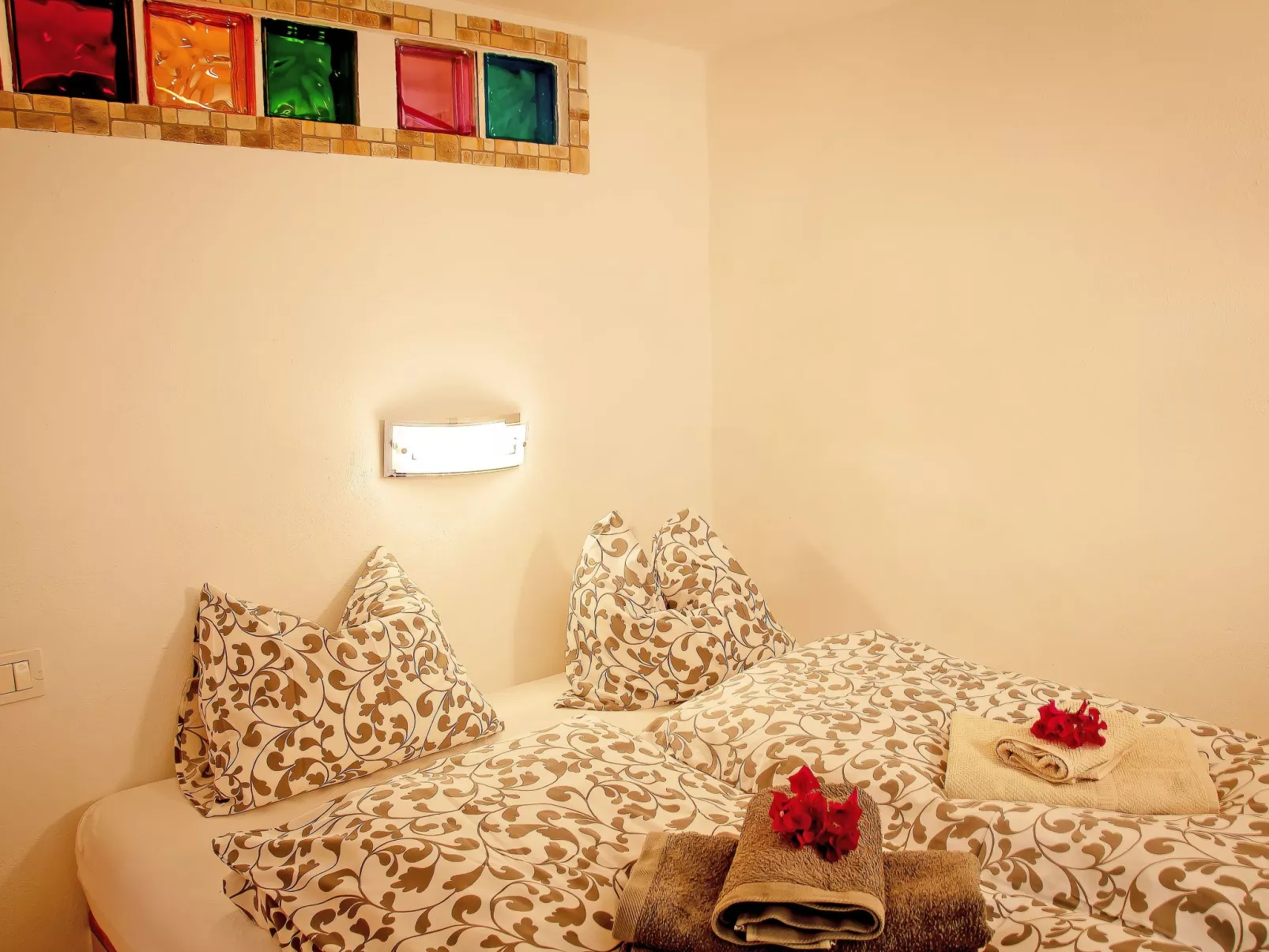 Villa Castillo Moro - Image-tags.info