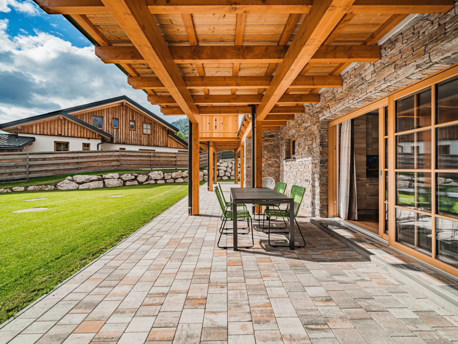 In Rußbach Am Pass Gschütt mit Garten, Terrasse und Grill - Image-tags.info