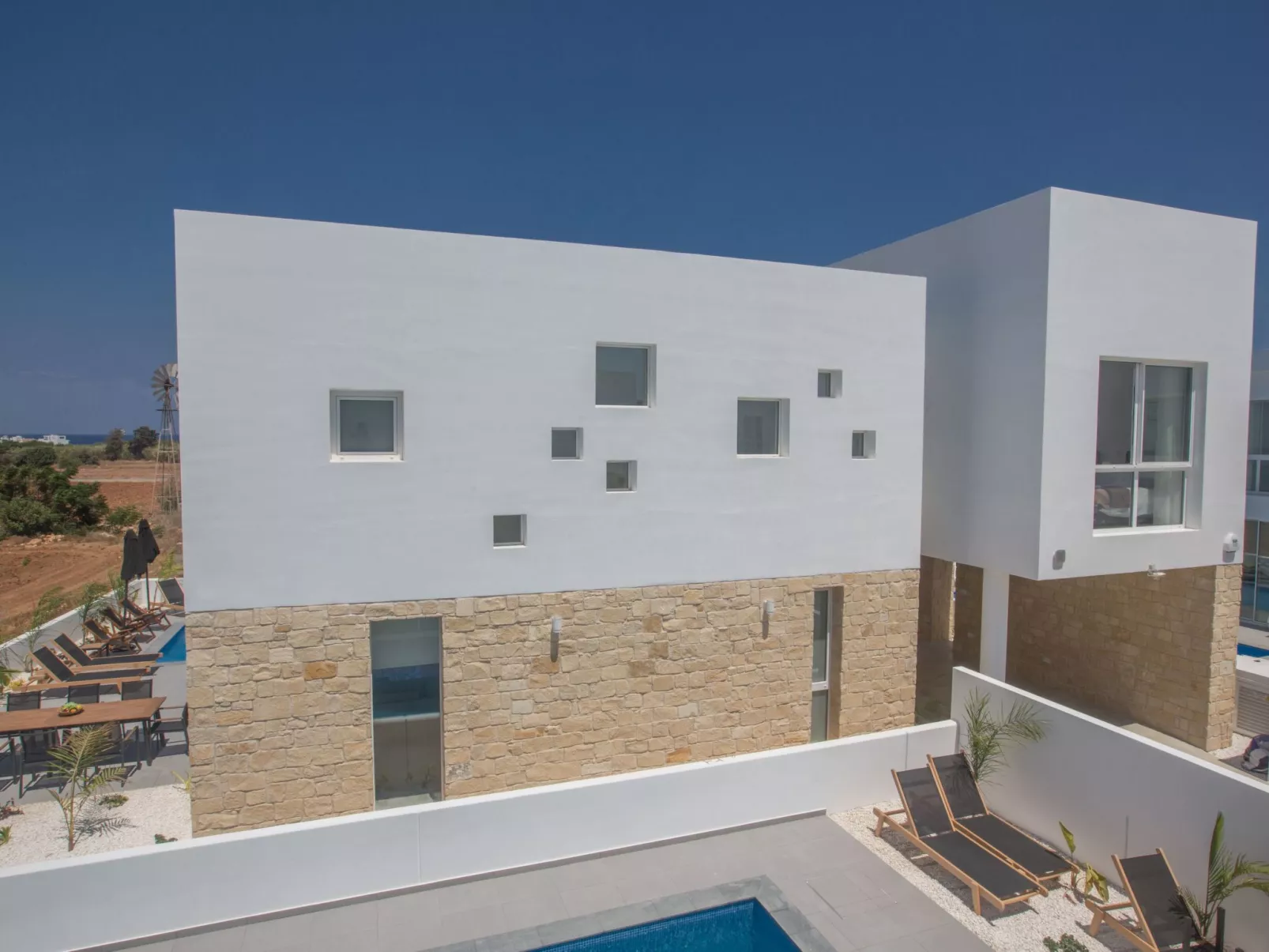 4-Schlafzimmer-Villa mit Pool im Zentrum von Protaras - Image-tags.info