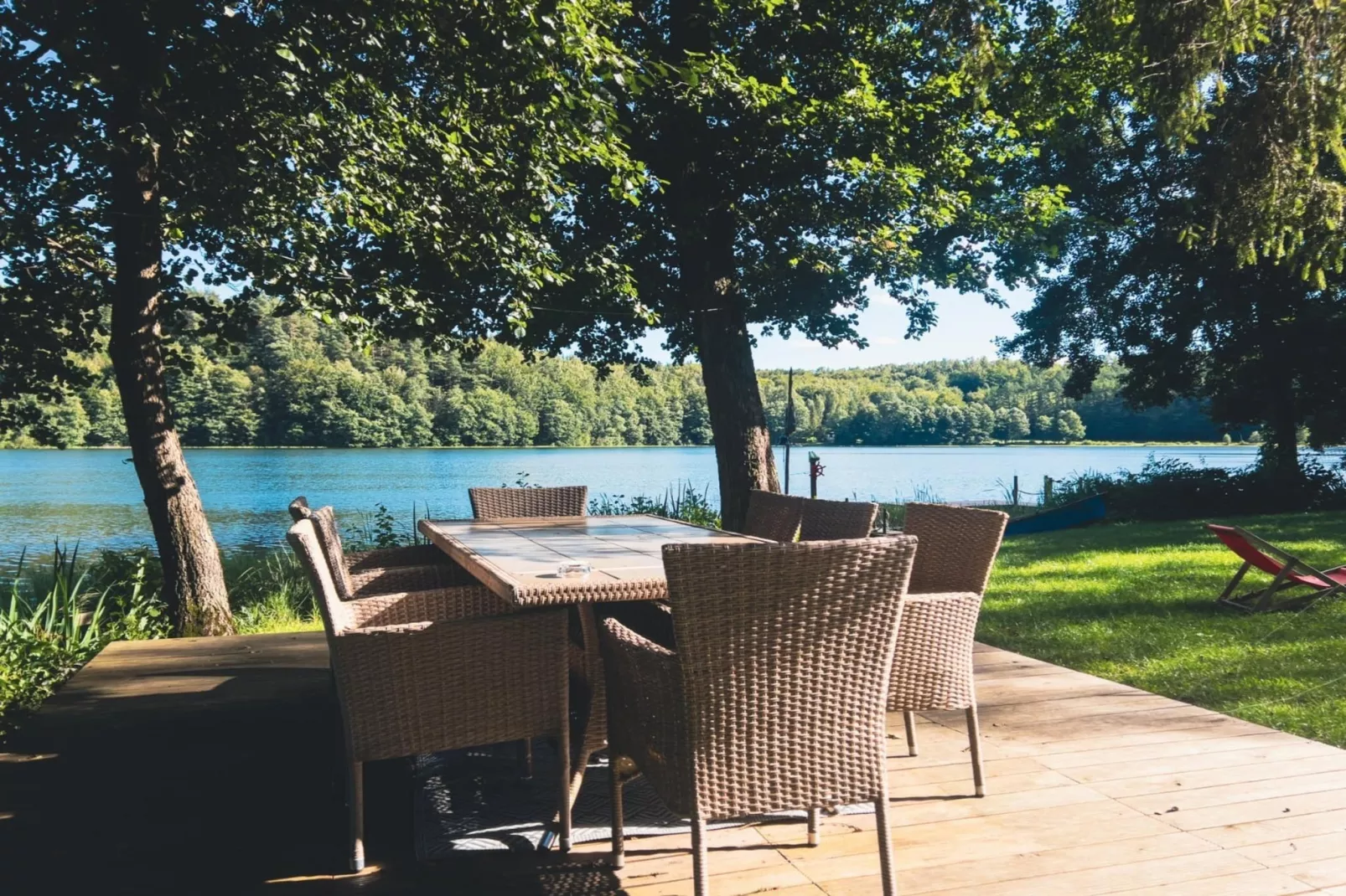 Dom w Starych Czaplach z domkiem na drzewie-Terrasbalkon