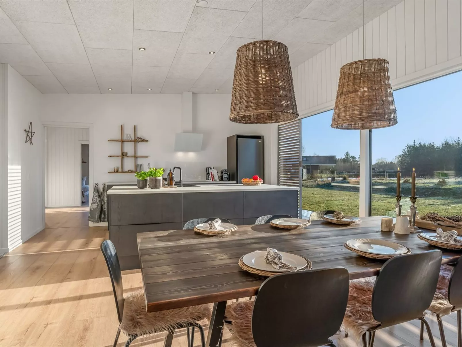 "Vanna" - 1.2km from the sea - Binnen