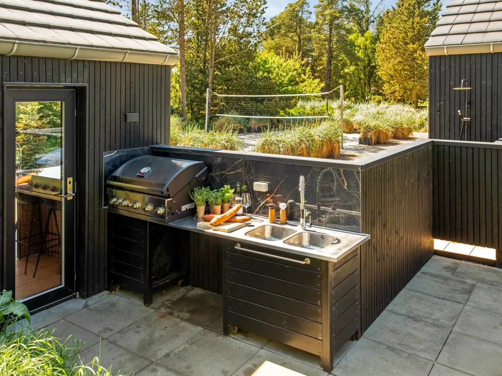 "Menja" - 1.4km from the sea - Buiten