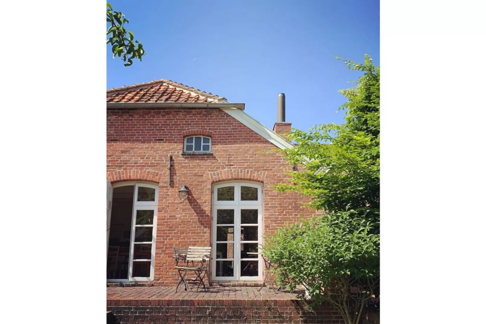 394110 - Buitenkant zomer