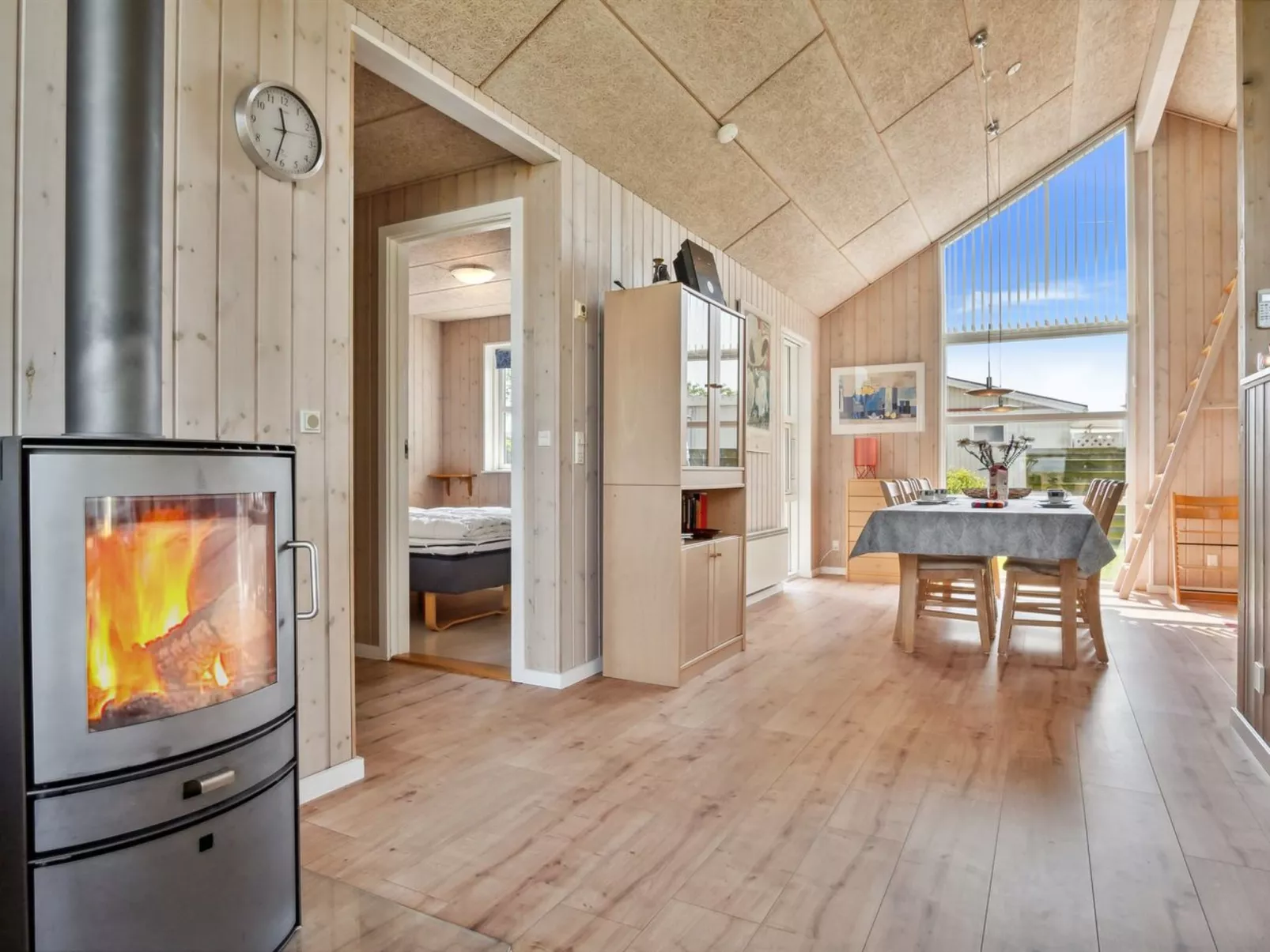 "Neno" - 100m from the sea-Binnen