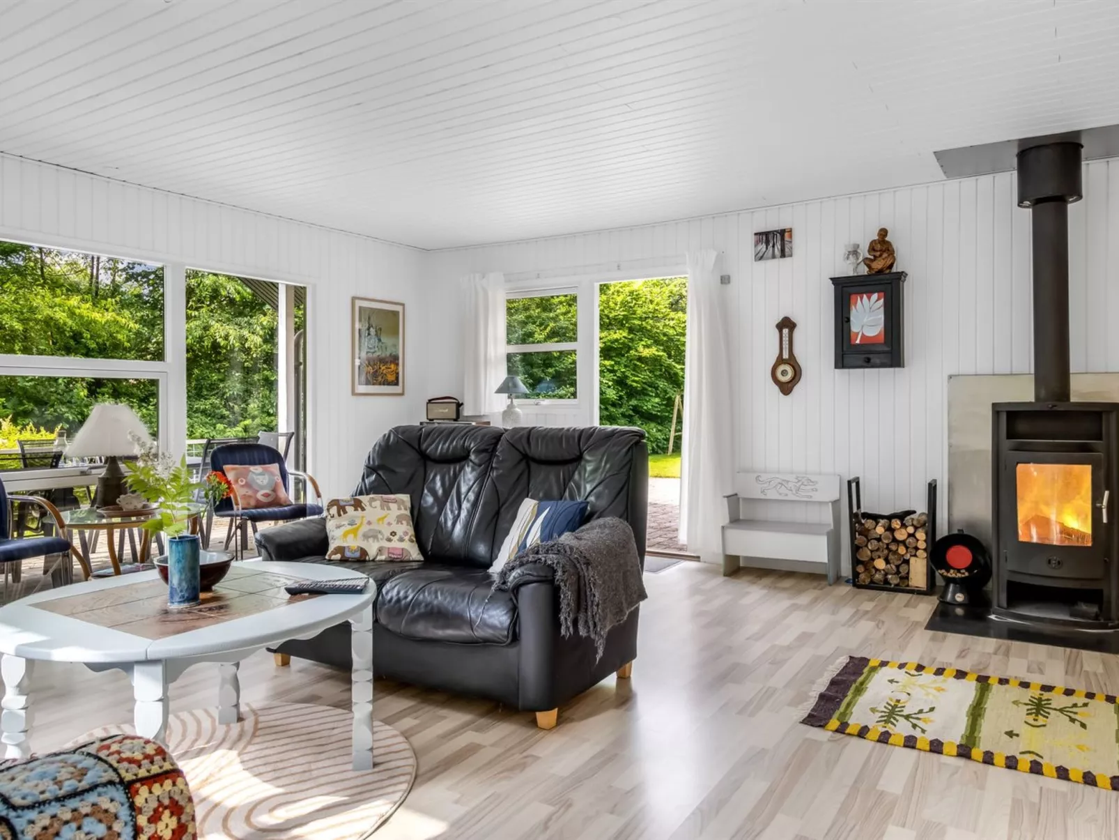 "Matias" - 30km from the sea-Binnen