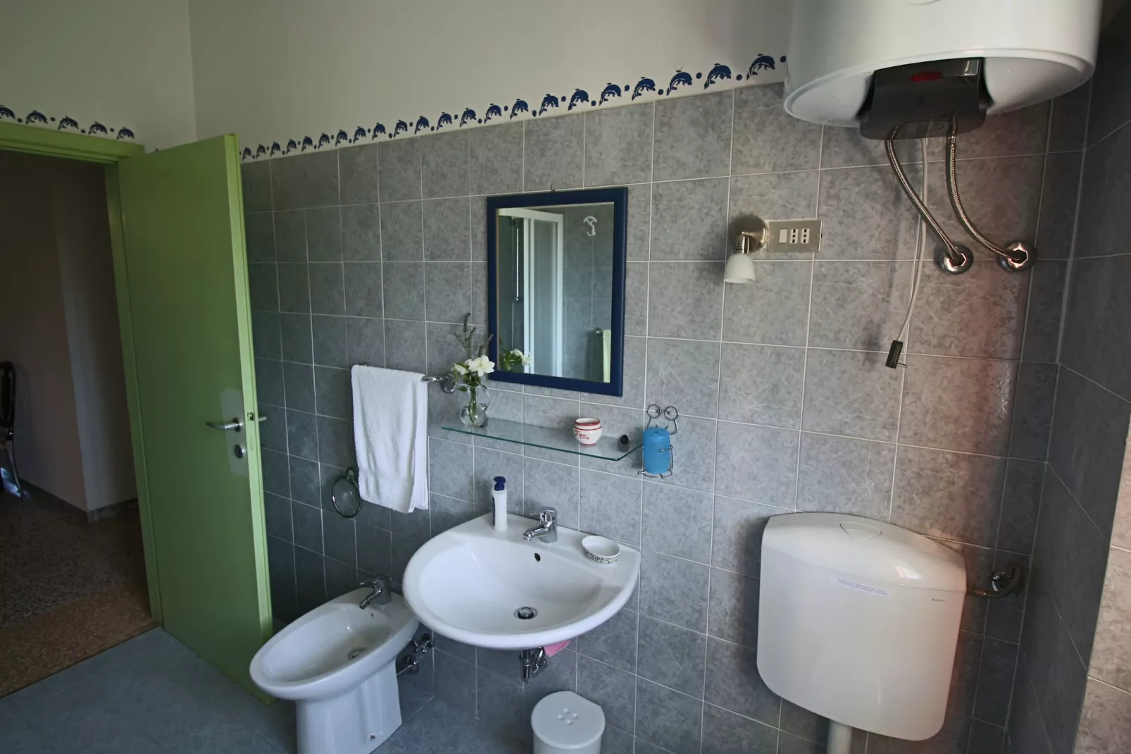 Villa Arianna-Badkamer