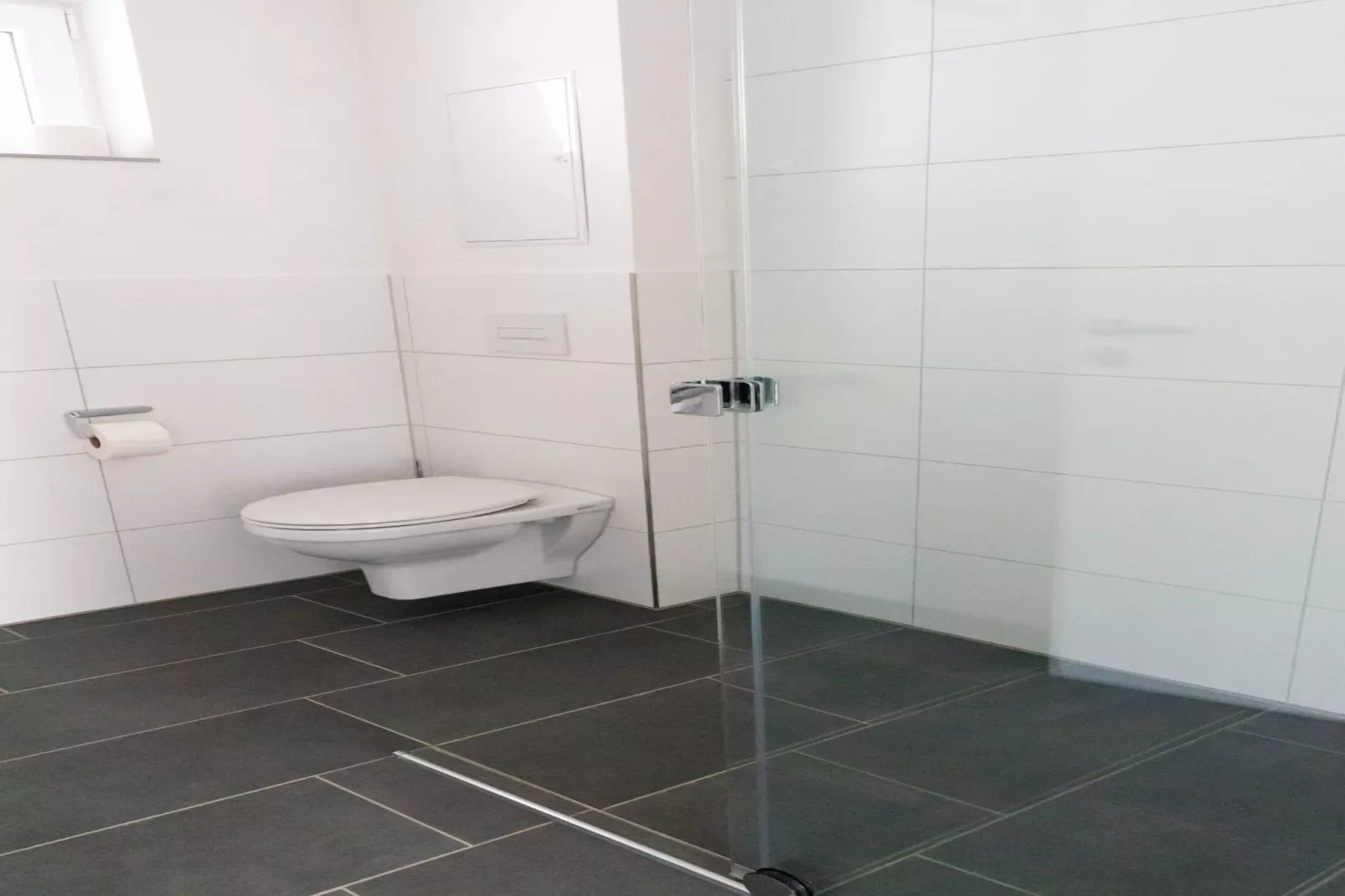 Altes Bootshaus alle Wohnungen-Badkamer