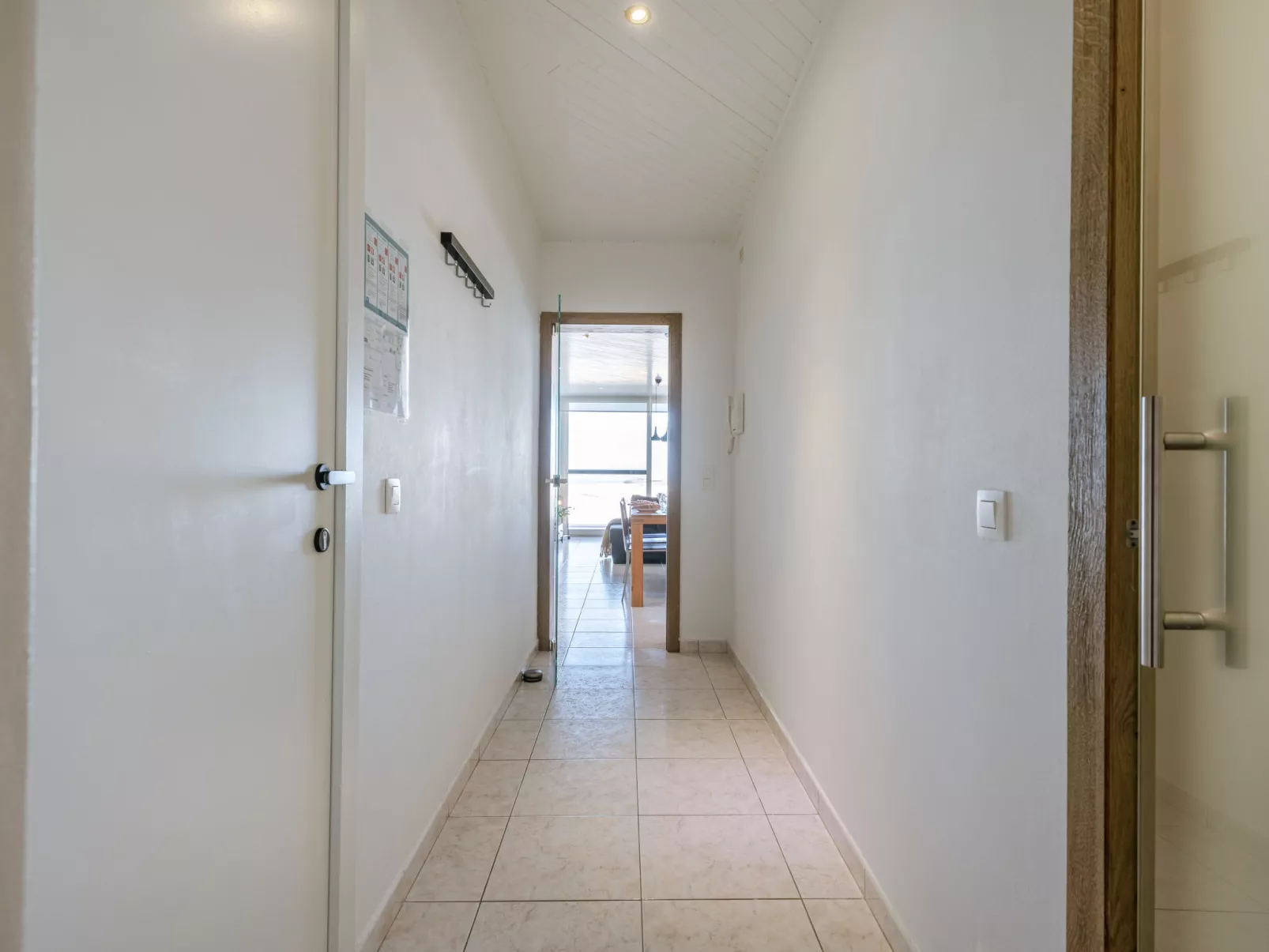 Trondjhem with seaview - Binnen