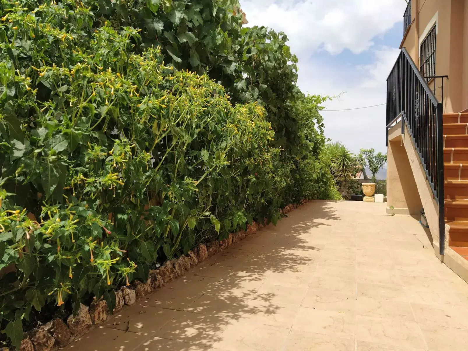 Helles Haus mit Aussicht und privatem Pool - Image-tags.info