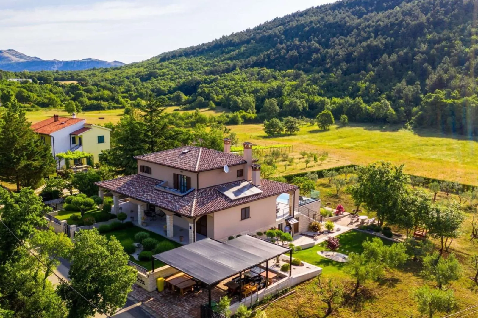 Villa Terra-Uitzicht zomer