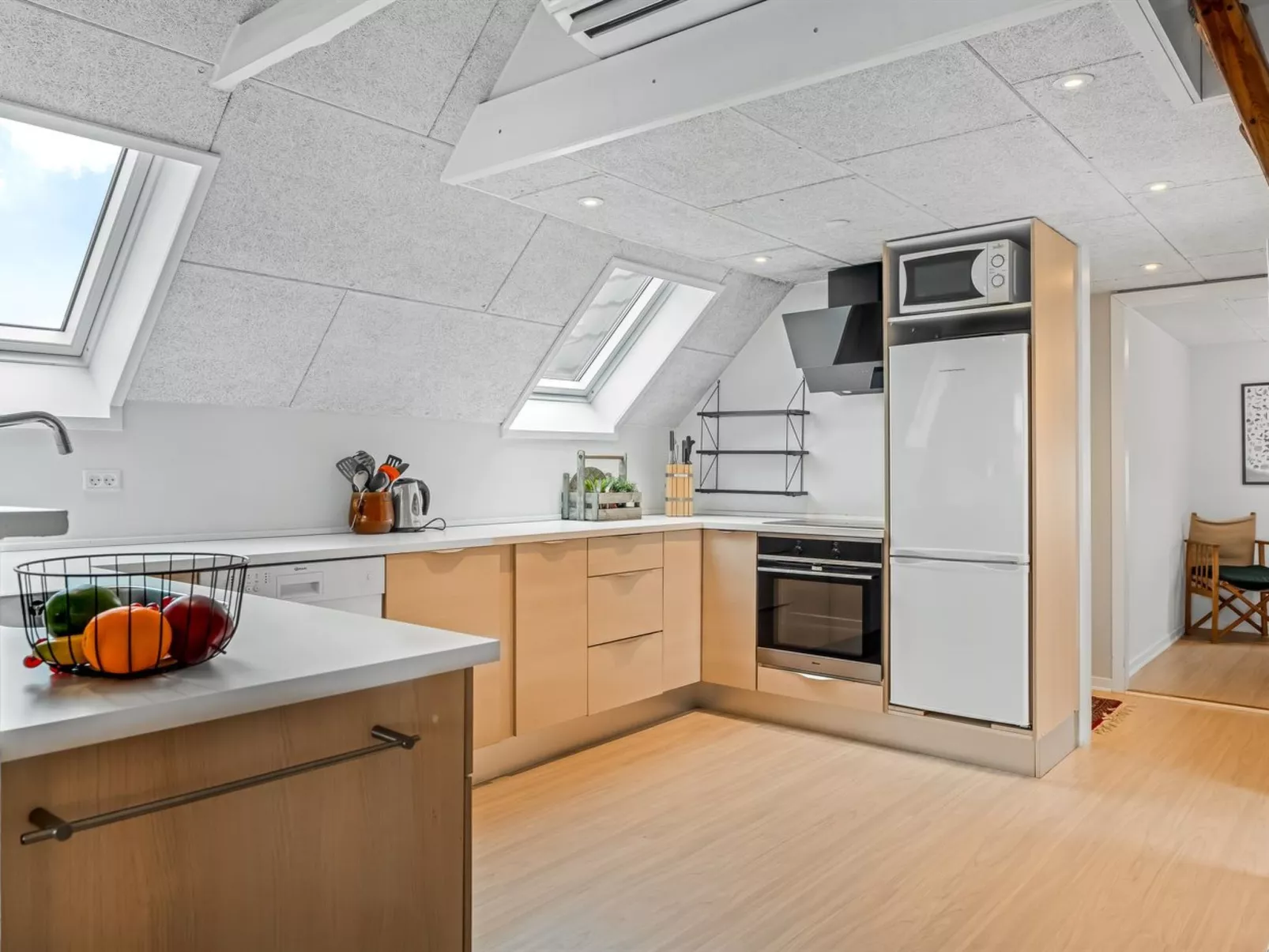 "Launo" - 300m from the sea - Binnen