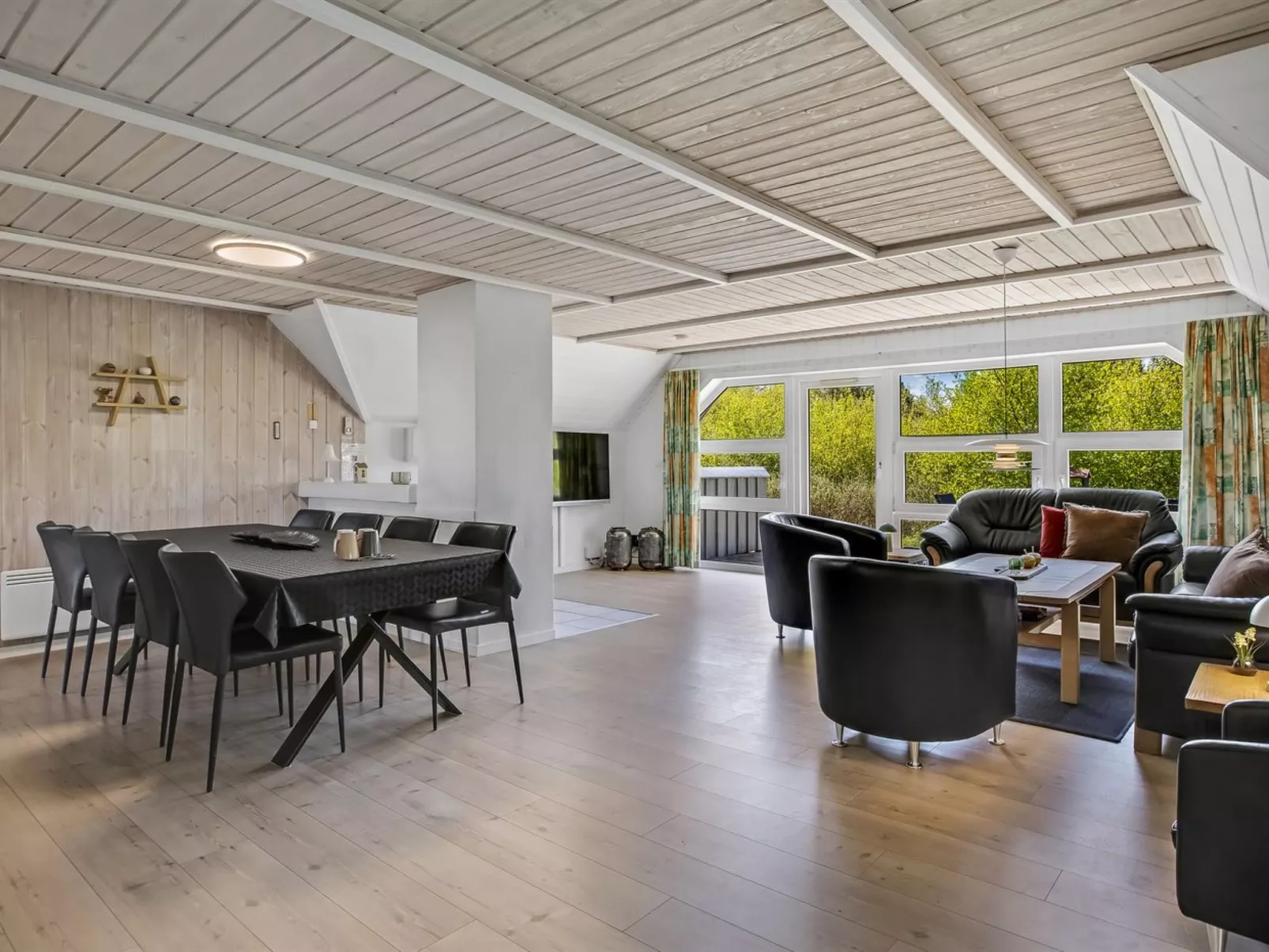 "Atti" - 2.5km from the sea - Binnen