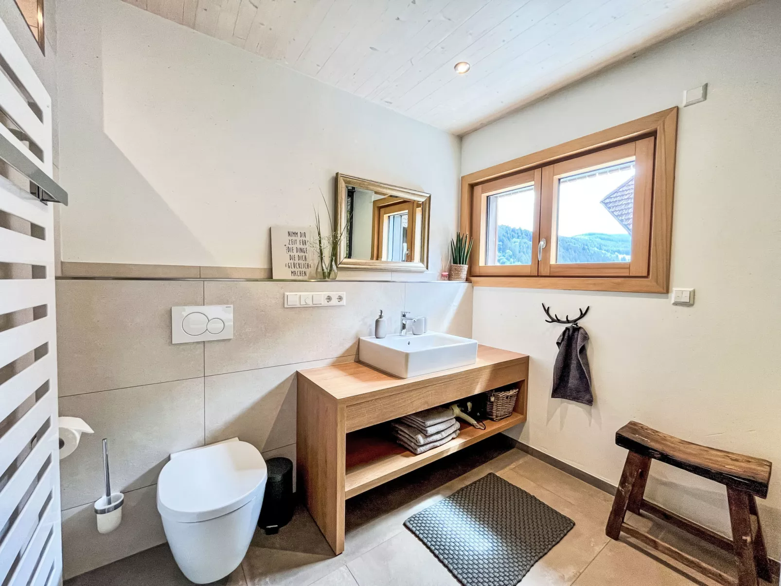 Kinast (HFT202) - Binnen